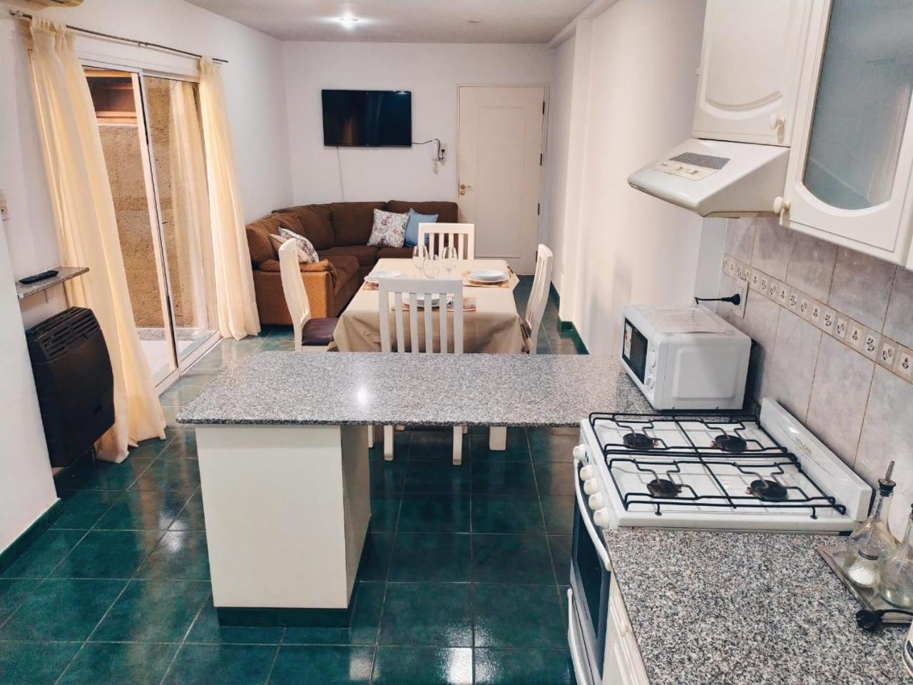 Céntrico y moderno departamento
