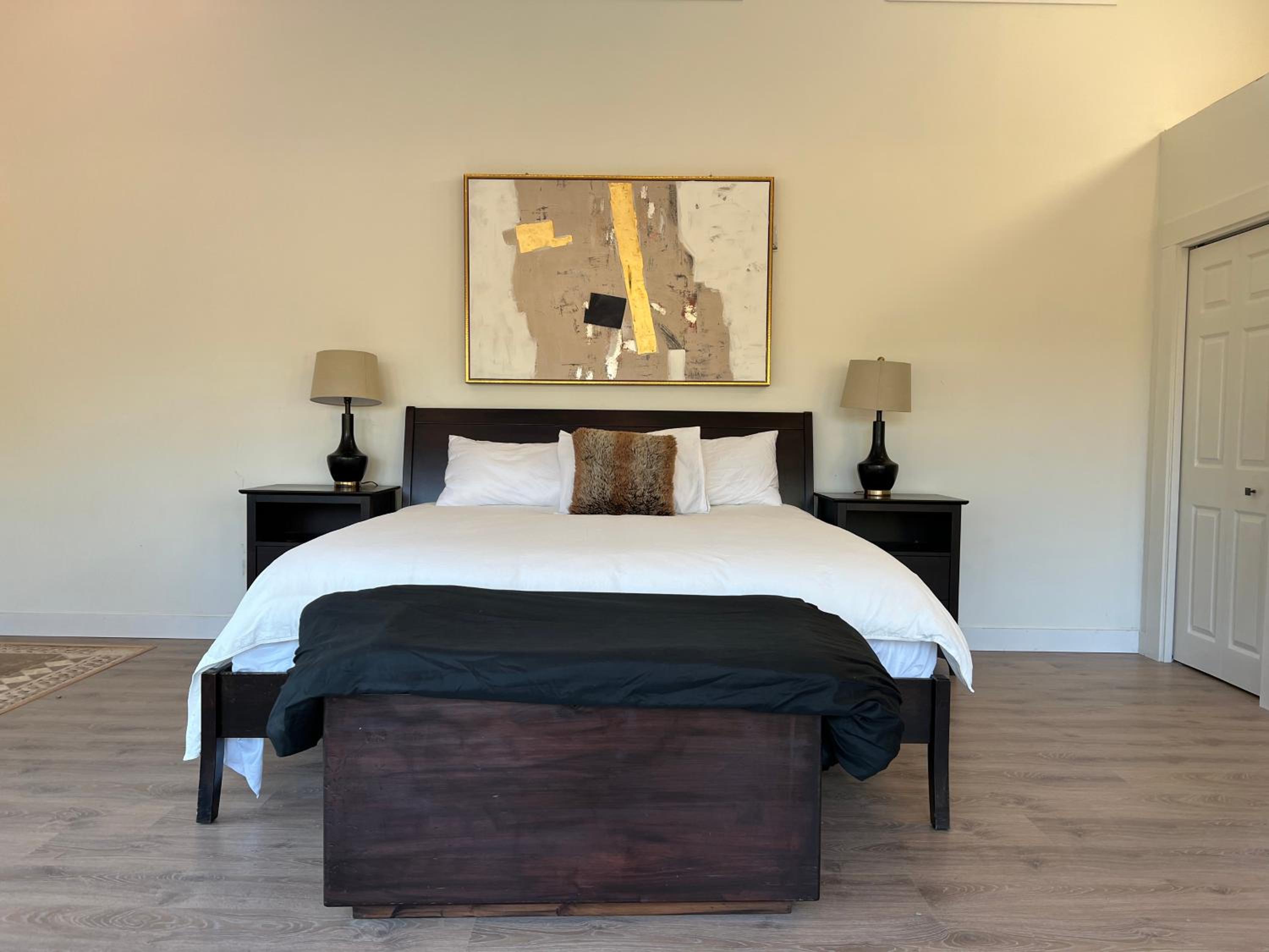 Country home, Sleeps 6 pets friendly