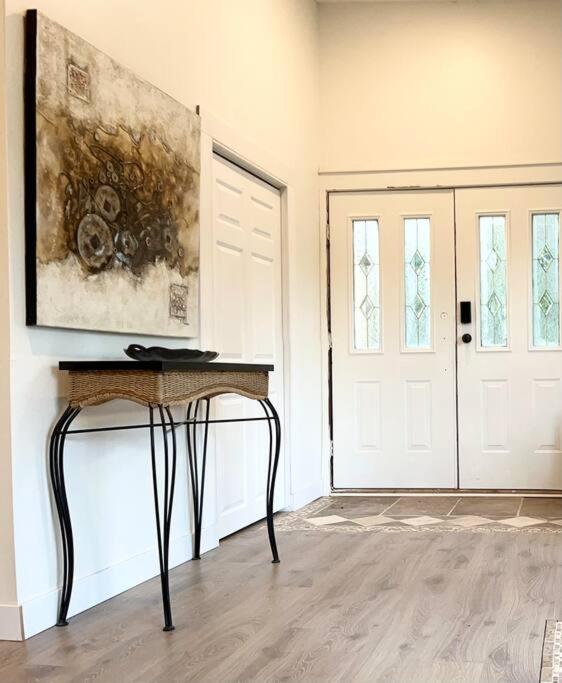 Country home, Sleeps 6 pets friendly