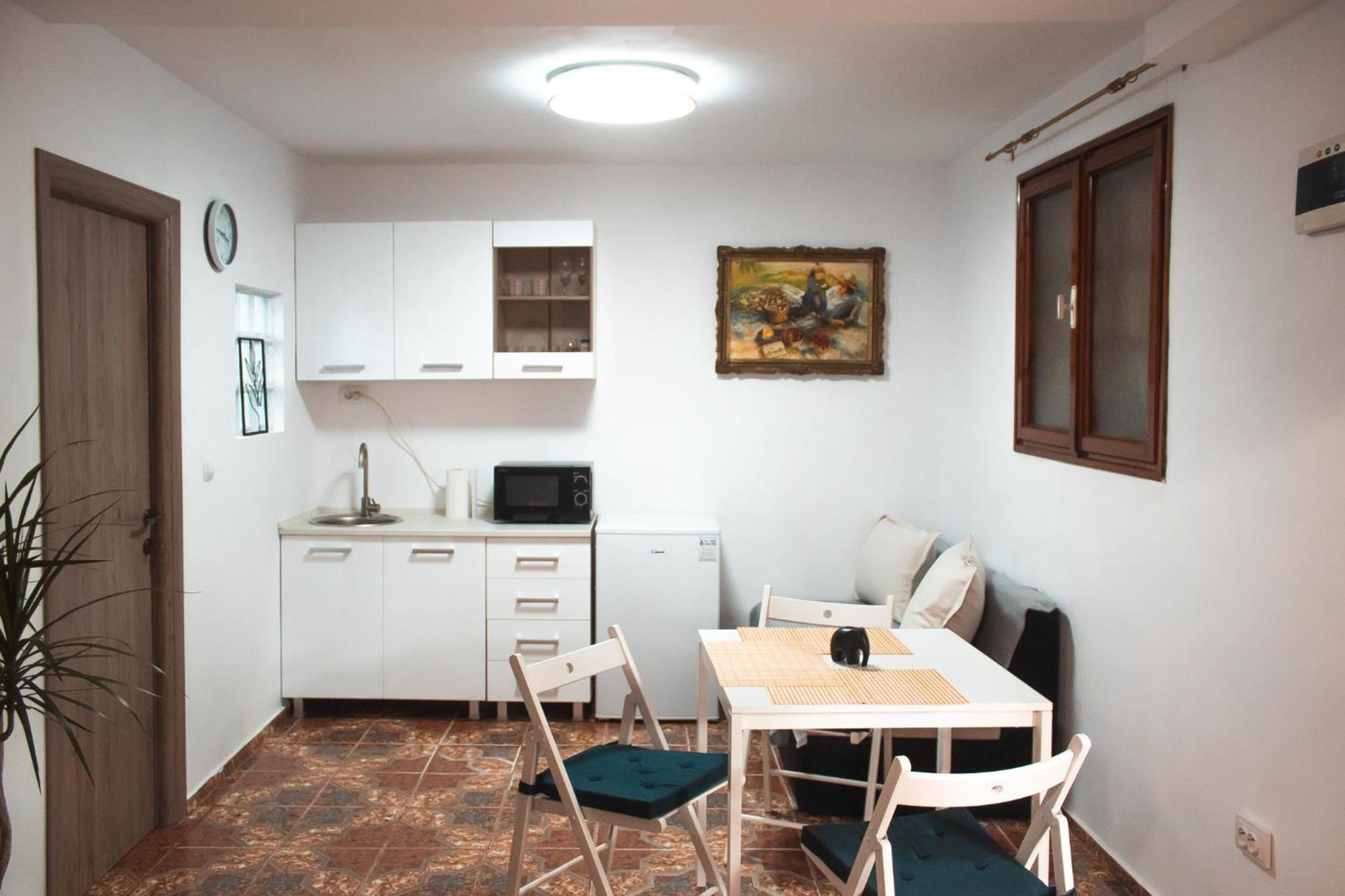 Victor Residence 38