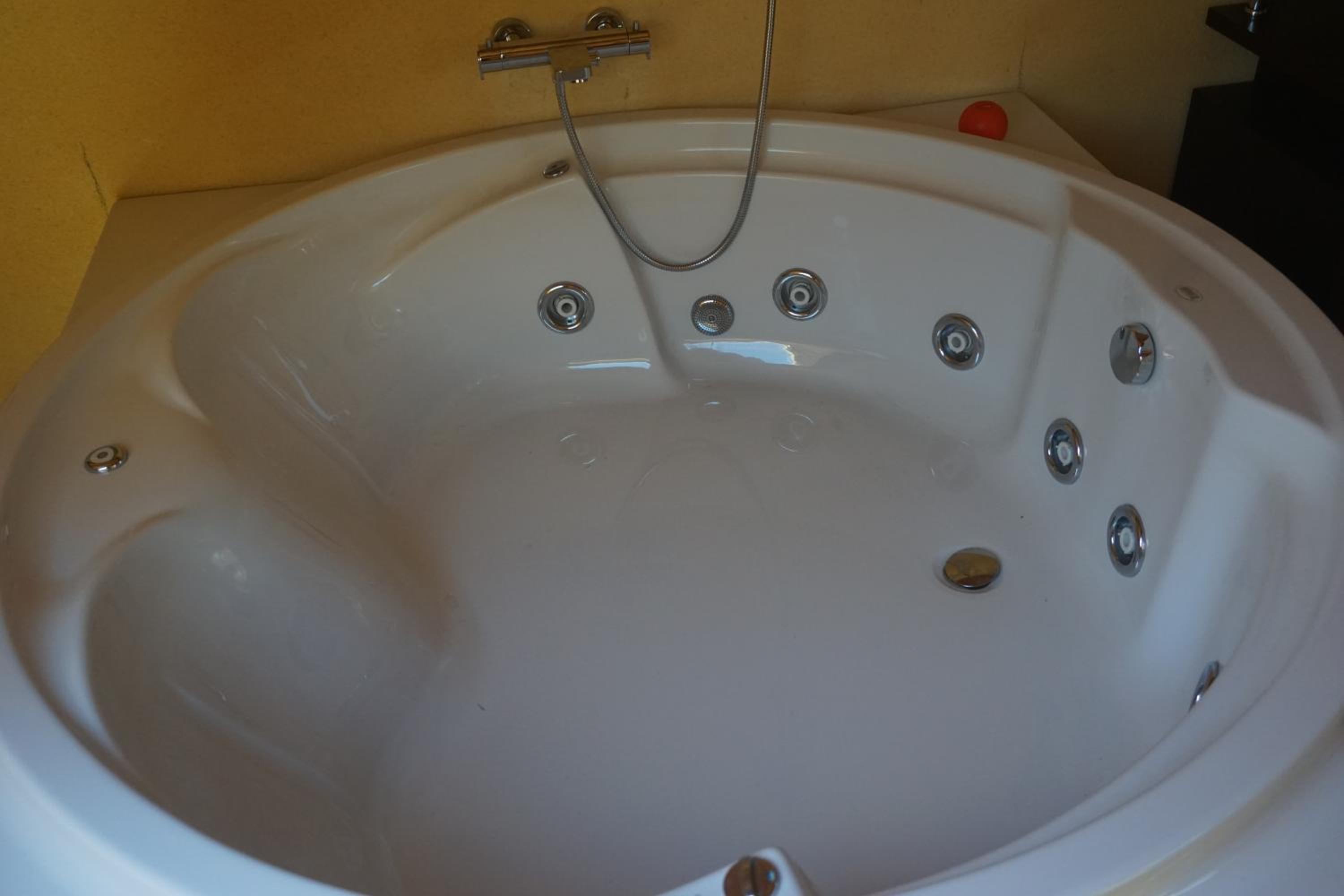 Photo 46