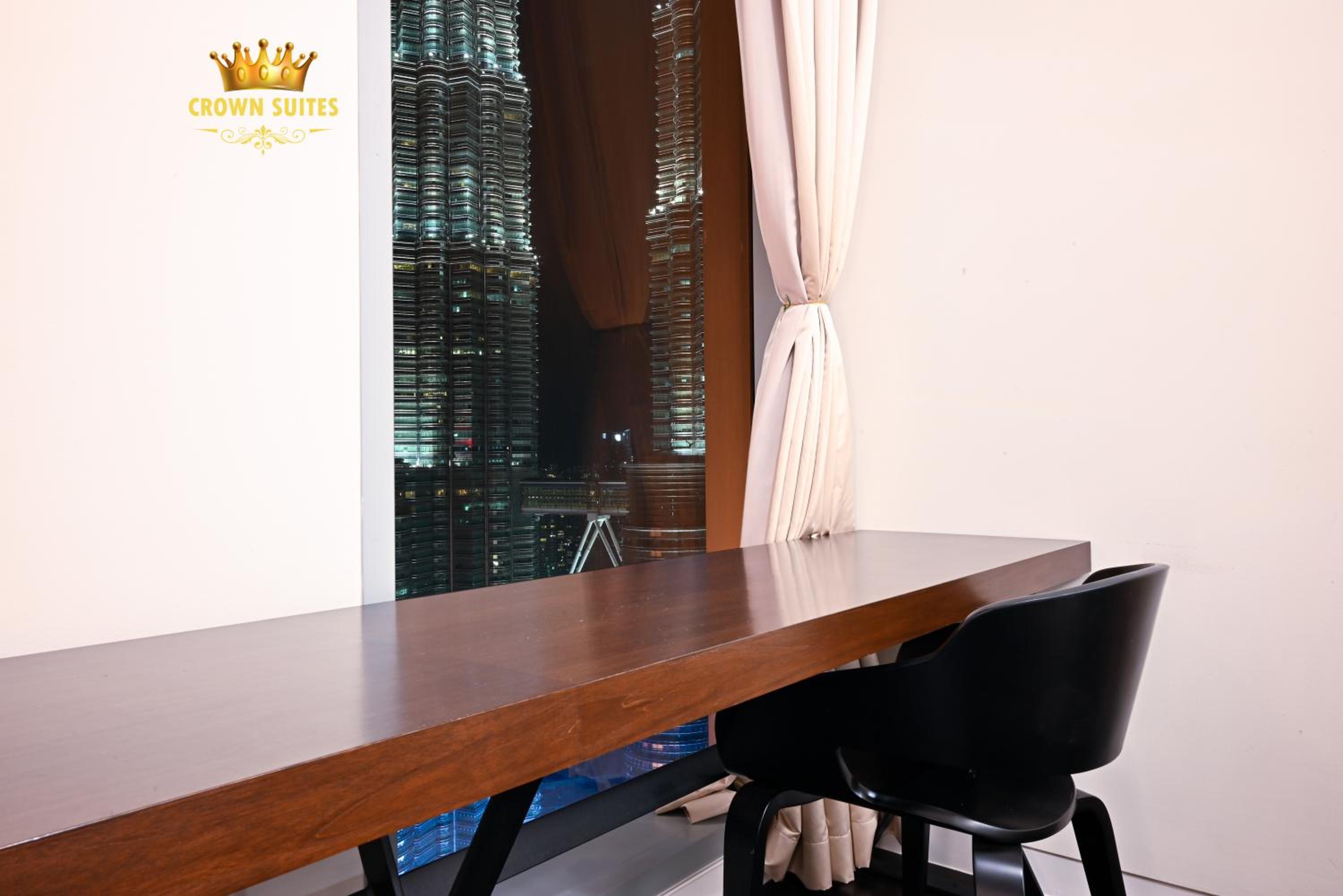 Crown Suites Tropicana KLCC Kuala Lumpur City Center