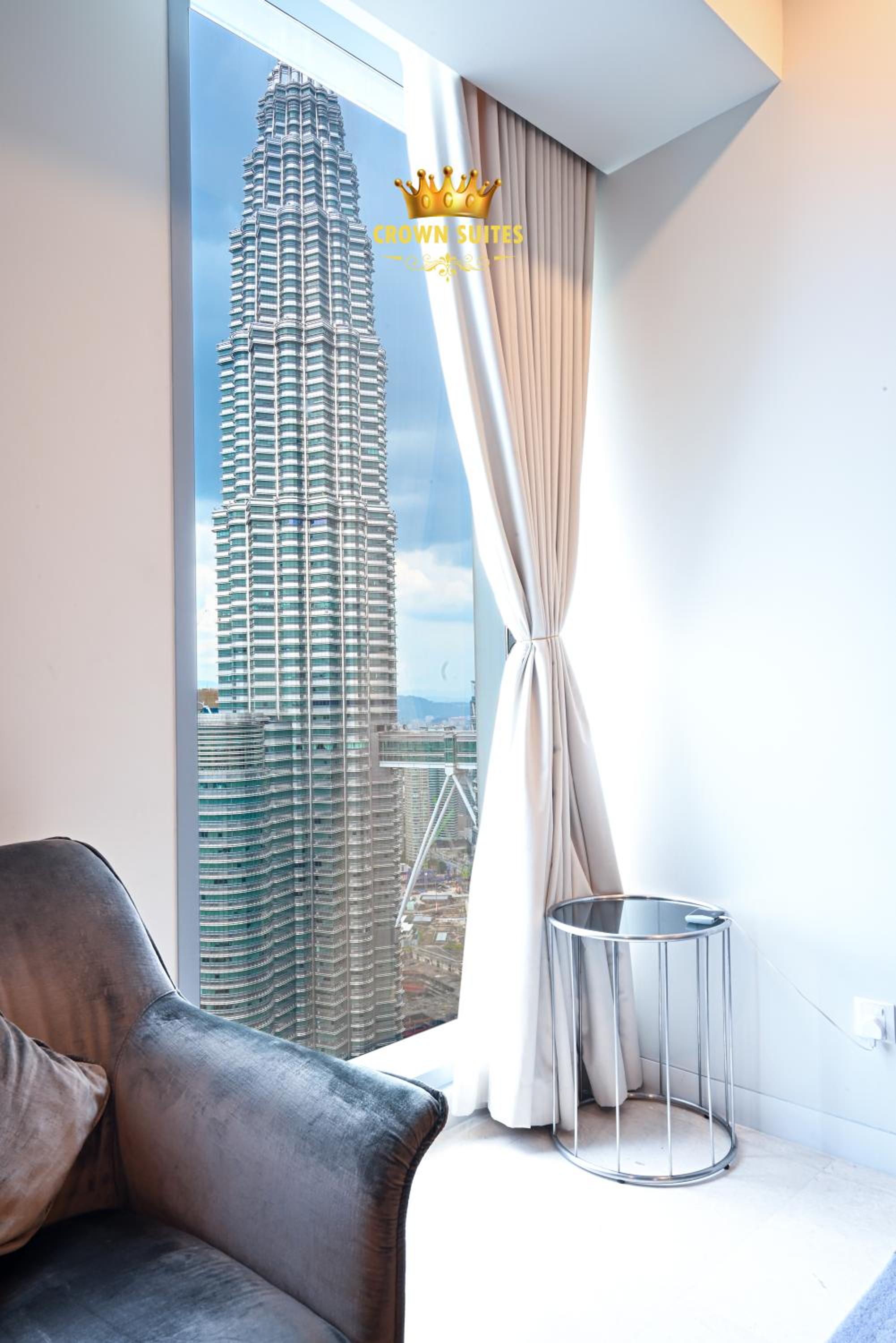 Crown Suites Tropicana KLCC Kuala Lumpur City Center