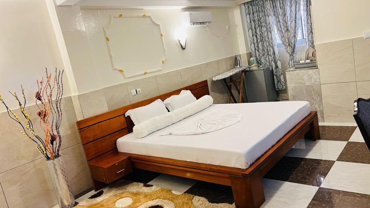 RESIDENCE AMAR view 3
