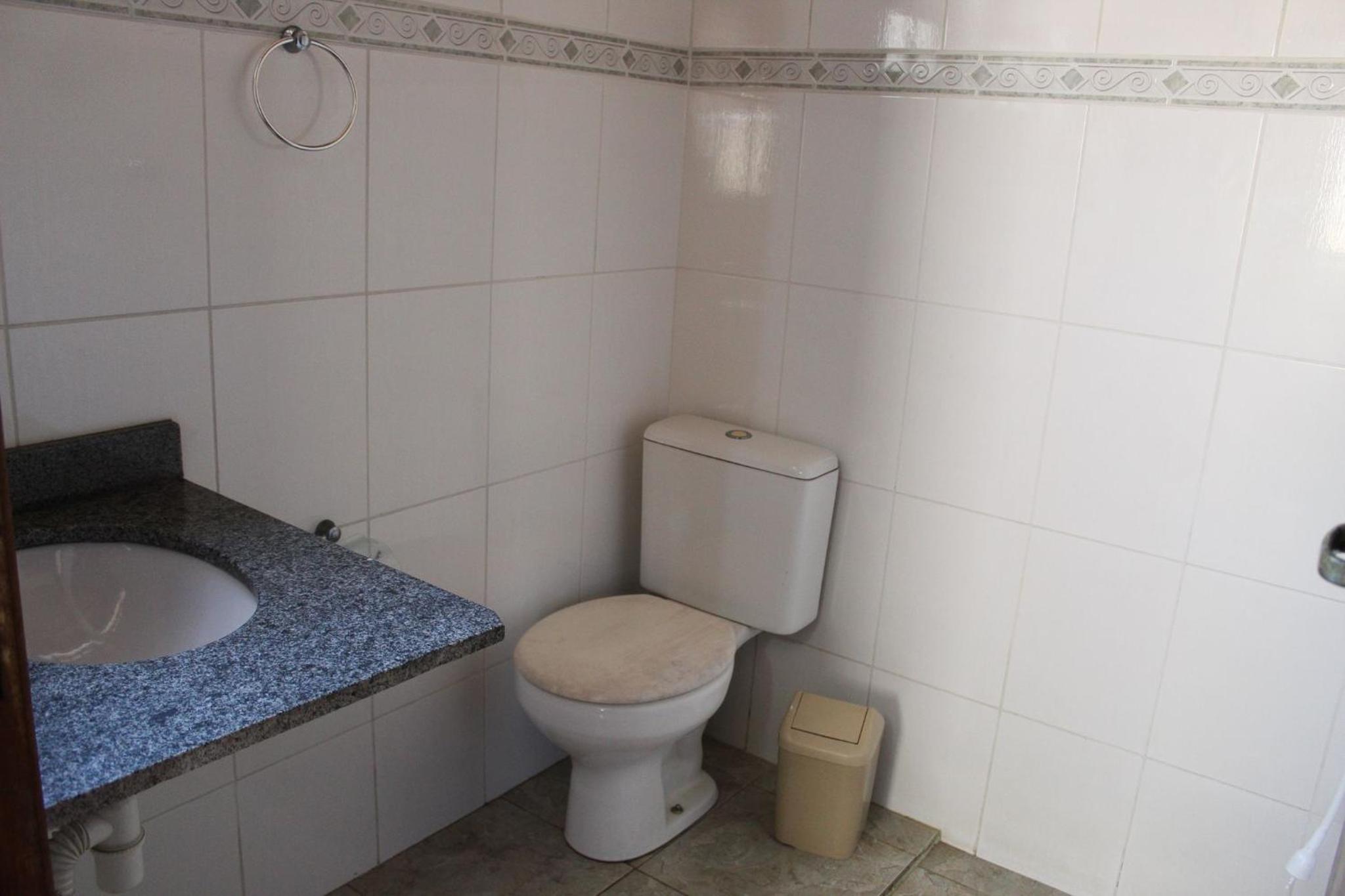 P003 - Casa de 3 dormitórios com churrasqueira, apenas 150m da praia
