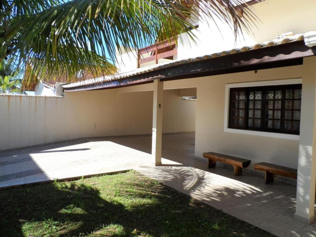 P003 - Casa de 3 dormitórios com churrasqueira, apenas 150m da praia