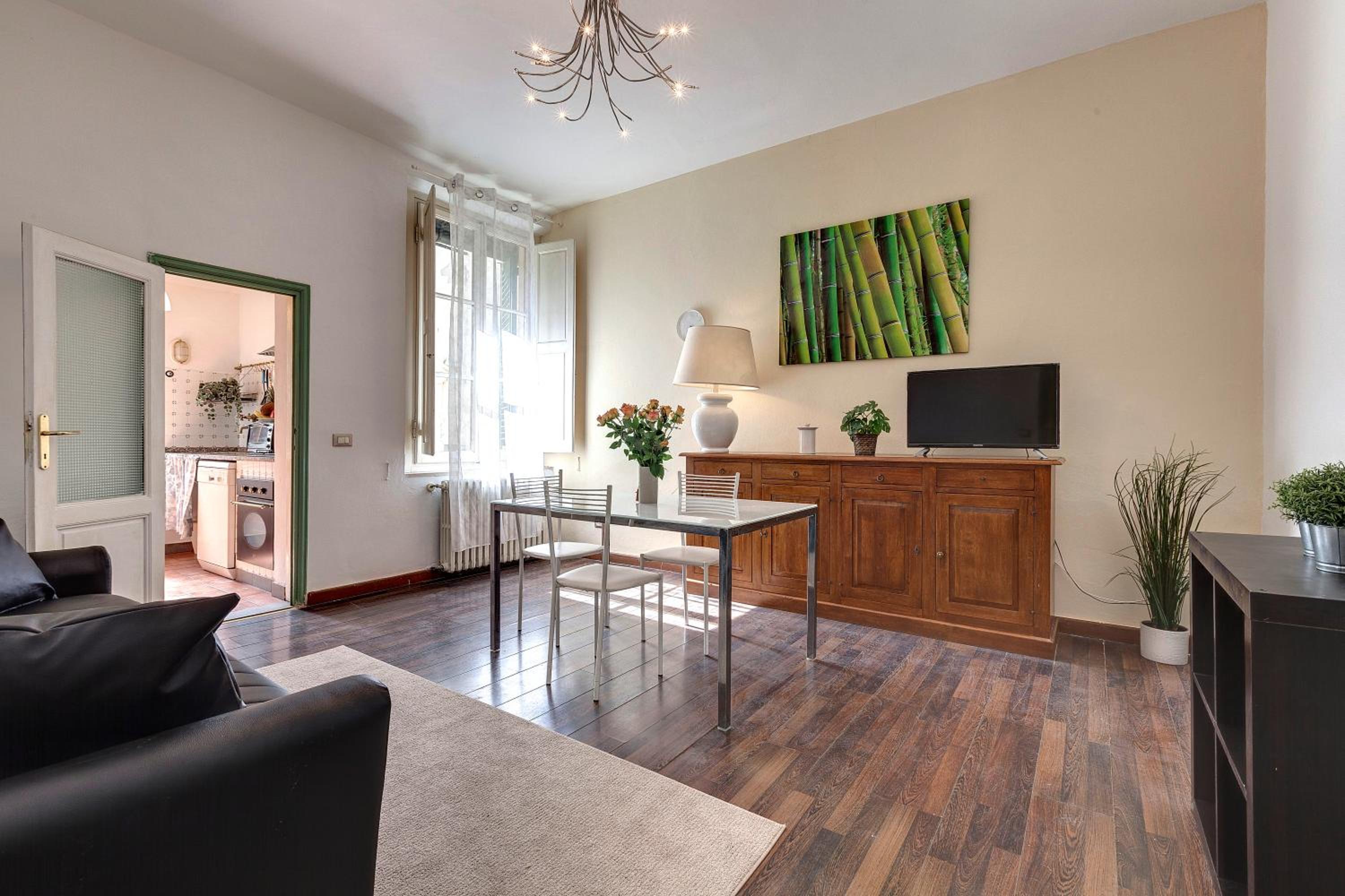 Alice & Ellen Apartments by Mamo Florence