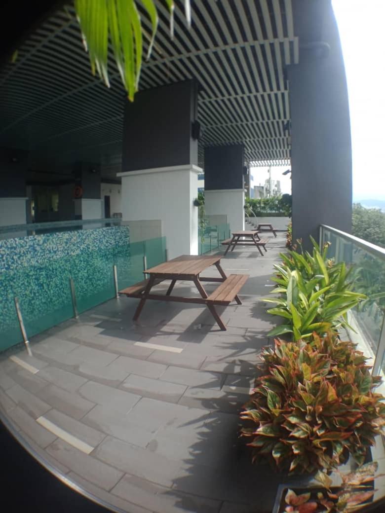 VUE RESIDENCE SERVICE SUITE - Studio 2 pax