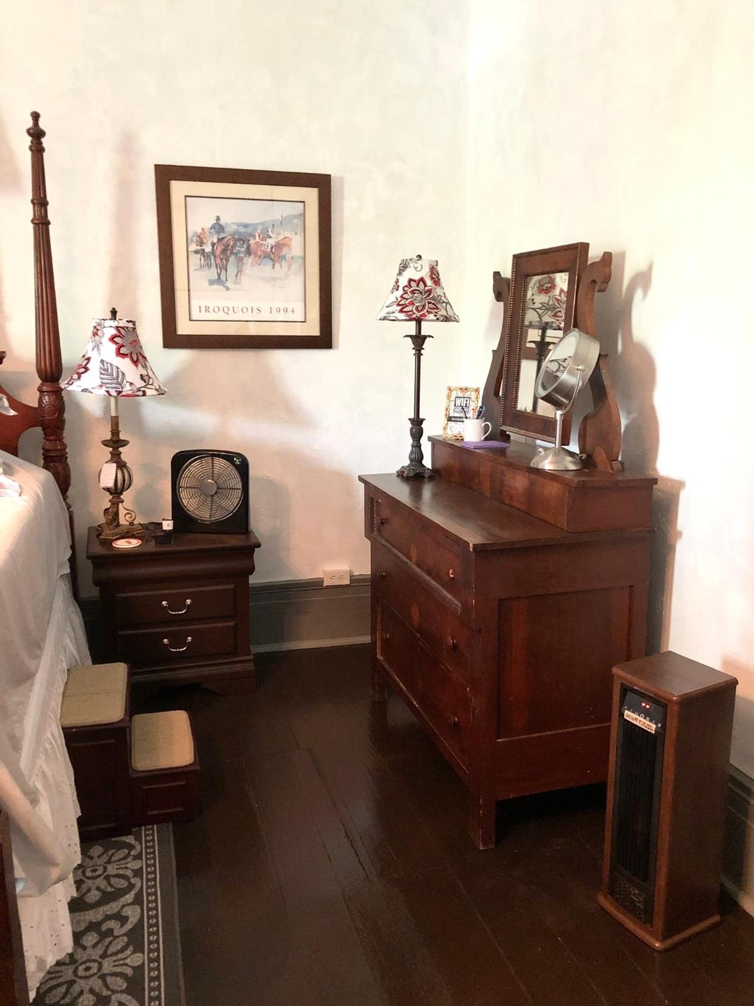 Belmont Inn, photo 81