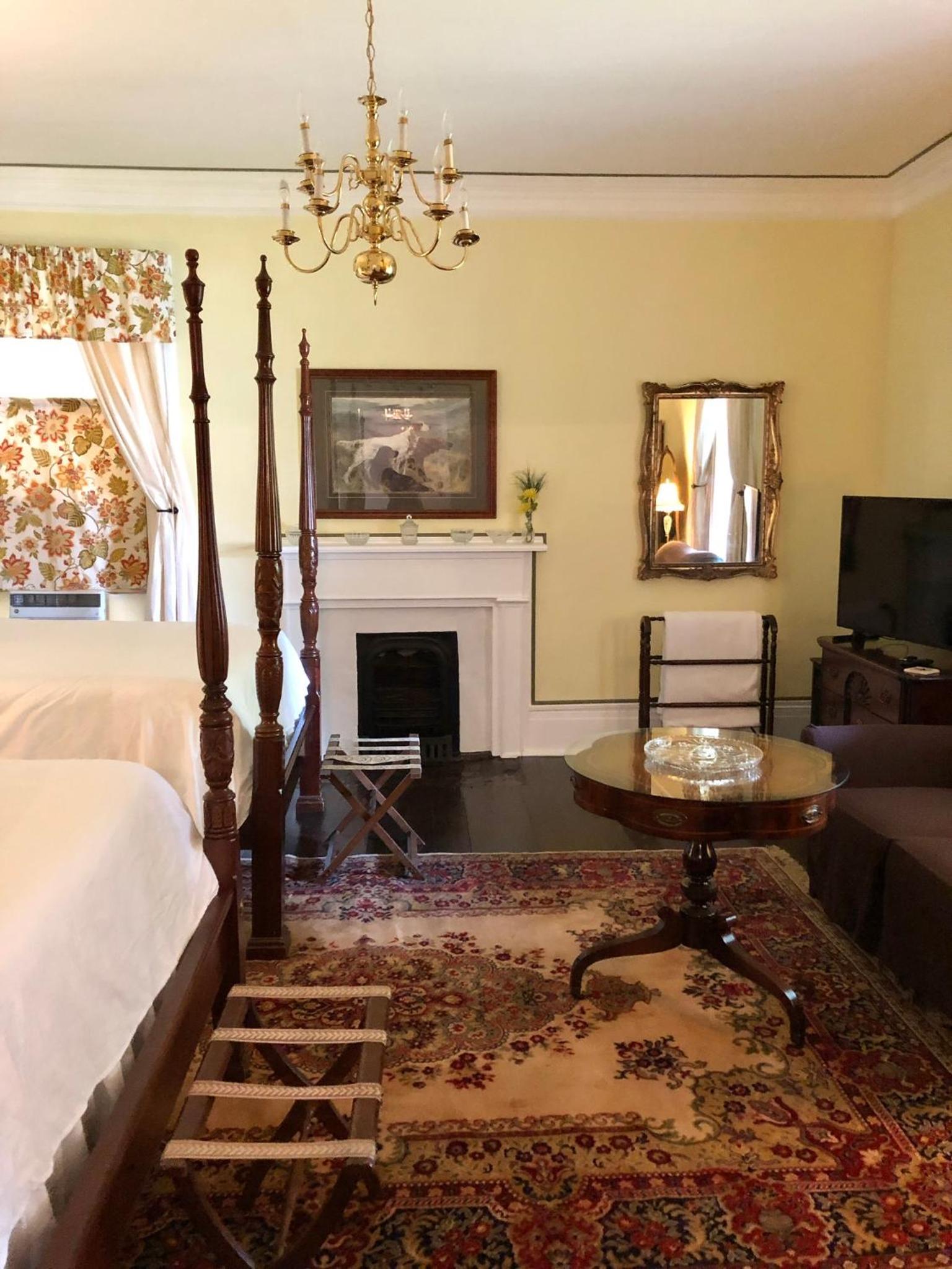 Belmont Inn, photo 75