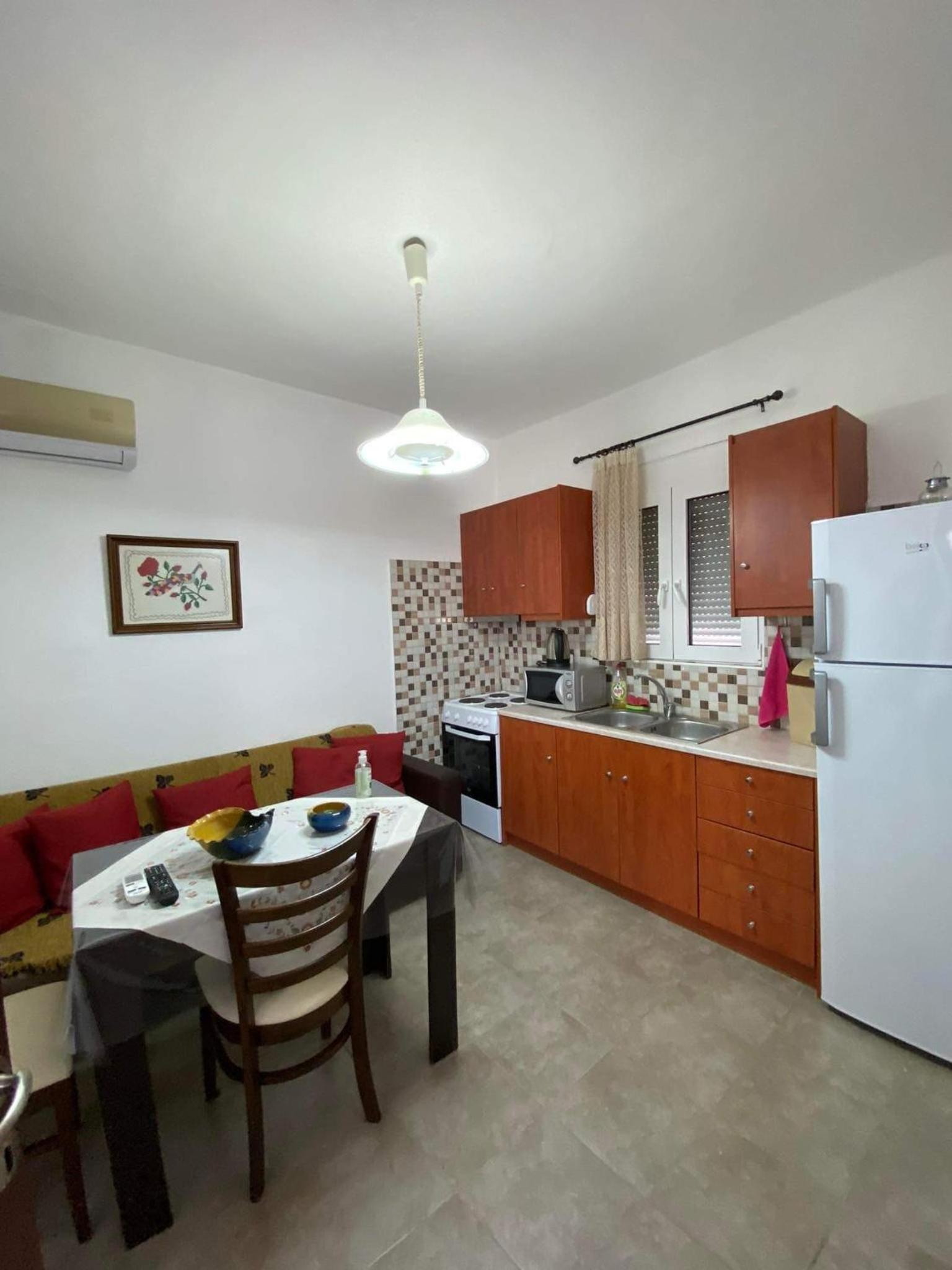 GIANNIS-KLEOPATRA HOUSE 1 view 4