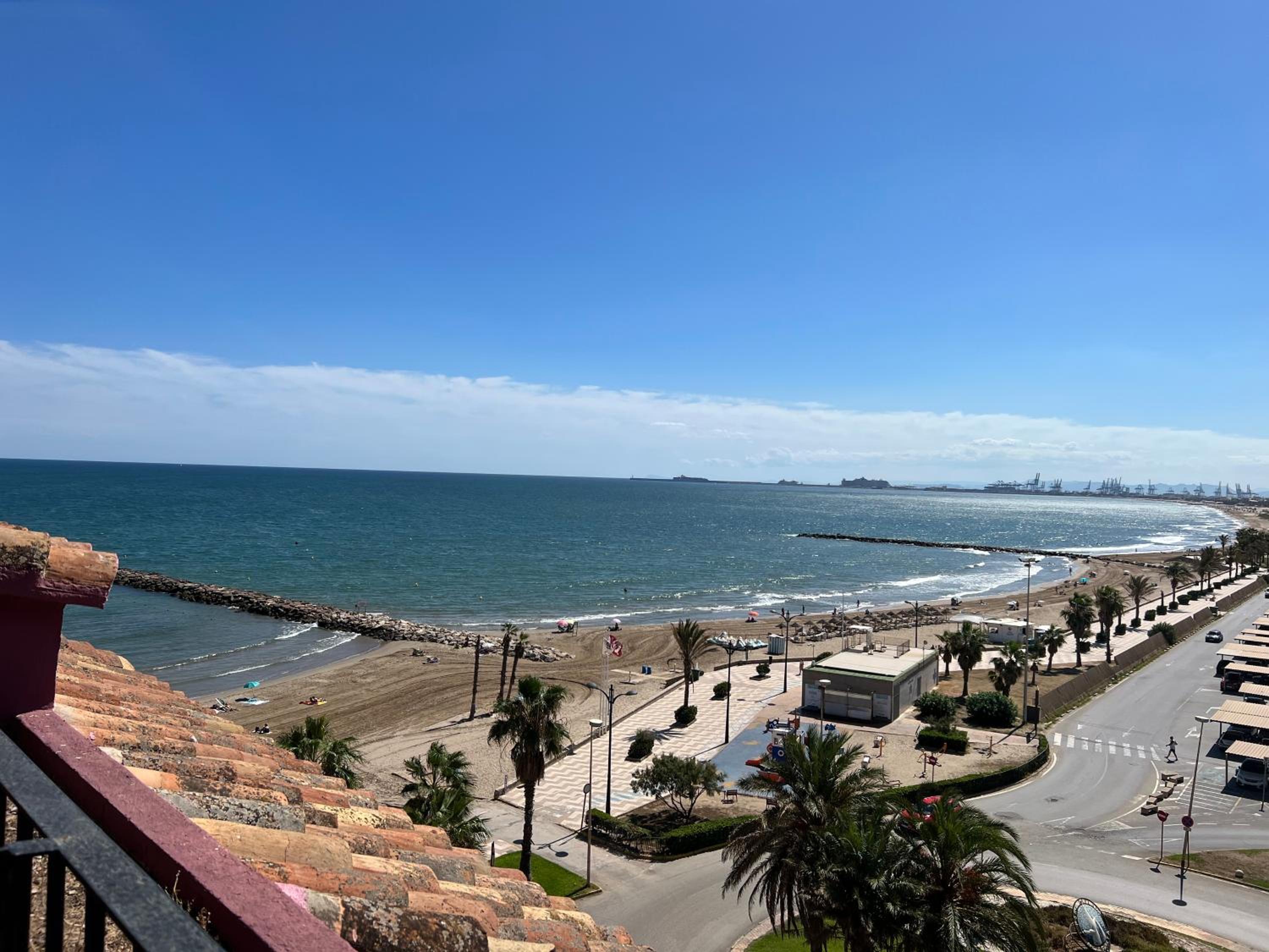 Dúplex, terraza y vistas al mar view 3