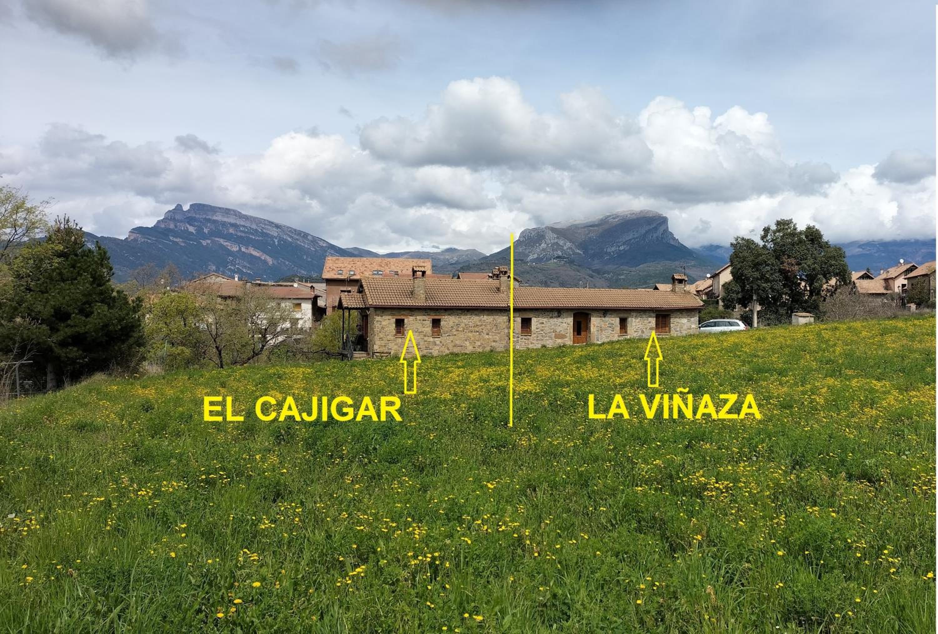 La Viñaza Ordesa Ainsa casa rural view 3