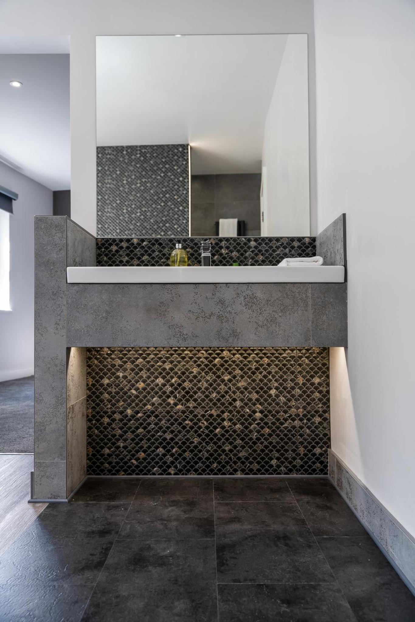 Escape Ordinary at Devenish Manor view 3