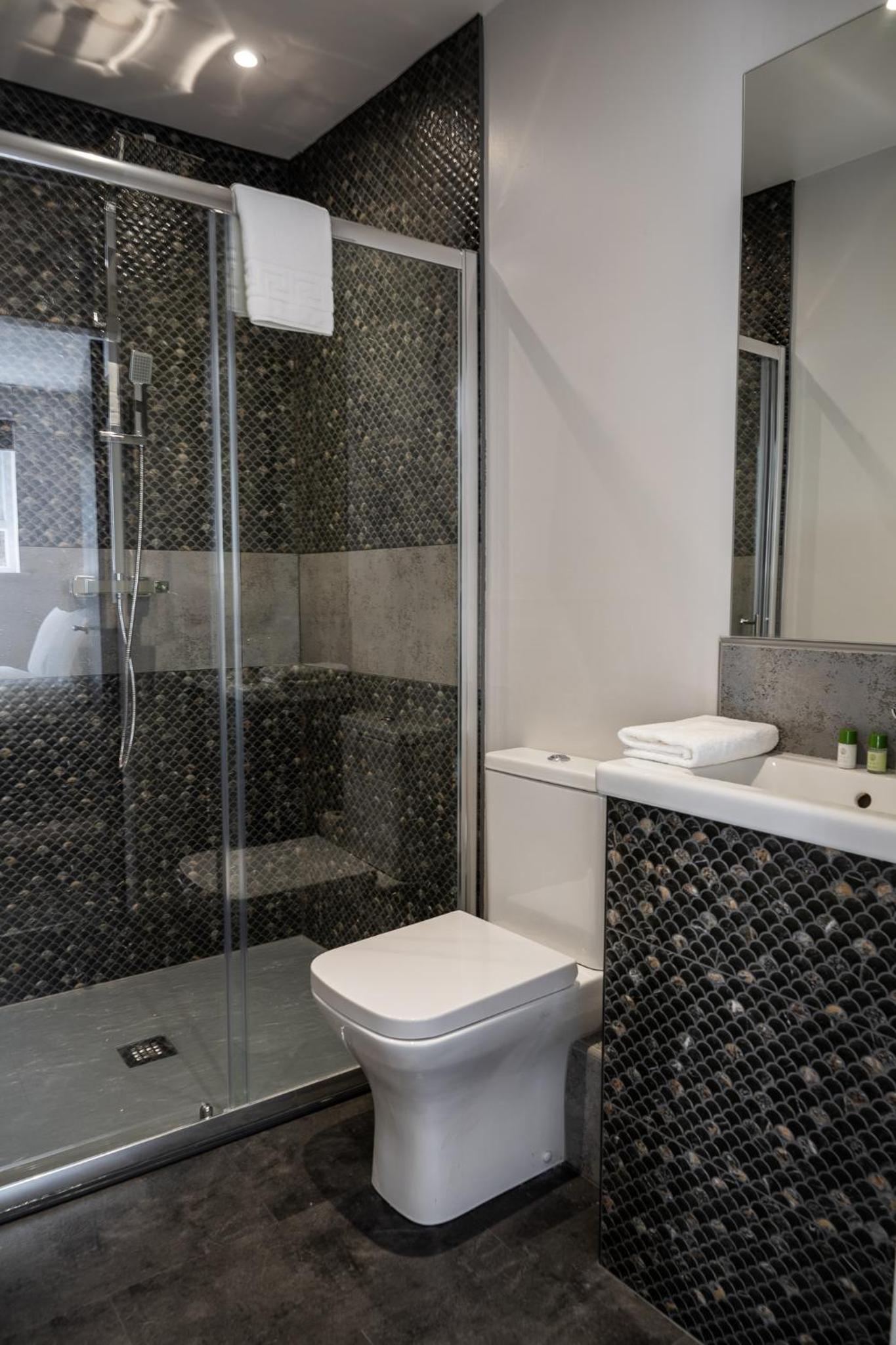 Escape Ordinary at Devenish Manor view 4