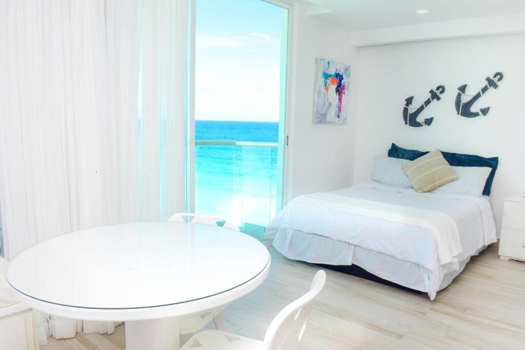 Lovely Studio at the beach, stunning ocean view #1209