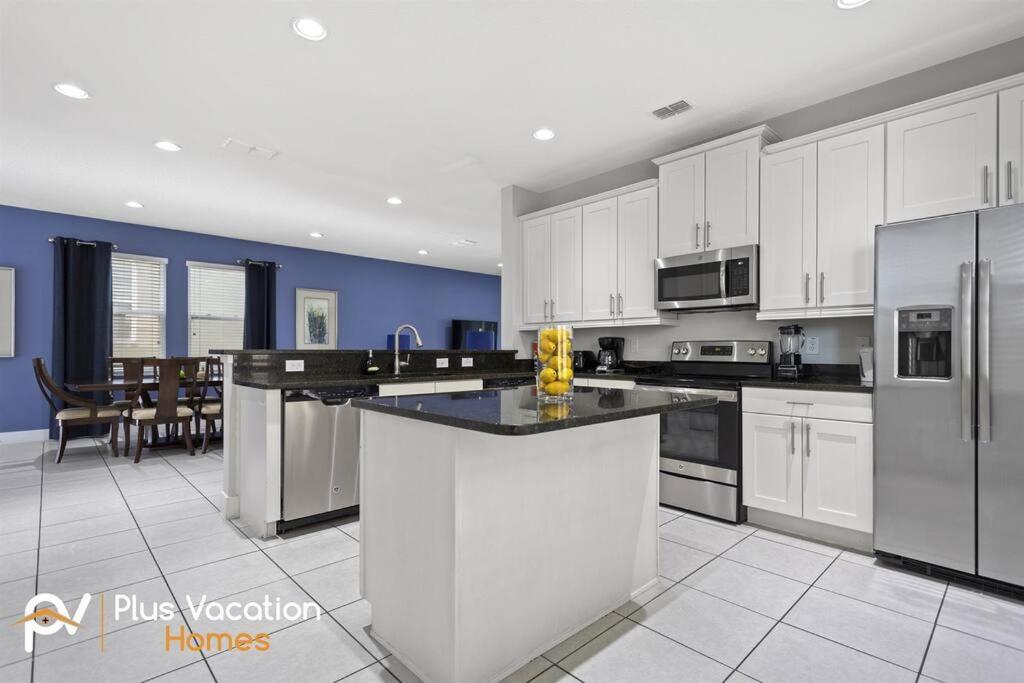 360 Villa - 7BD - Pool Theme Beds by Disney