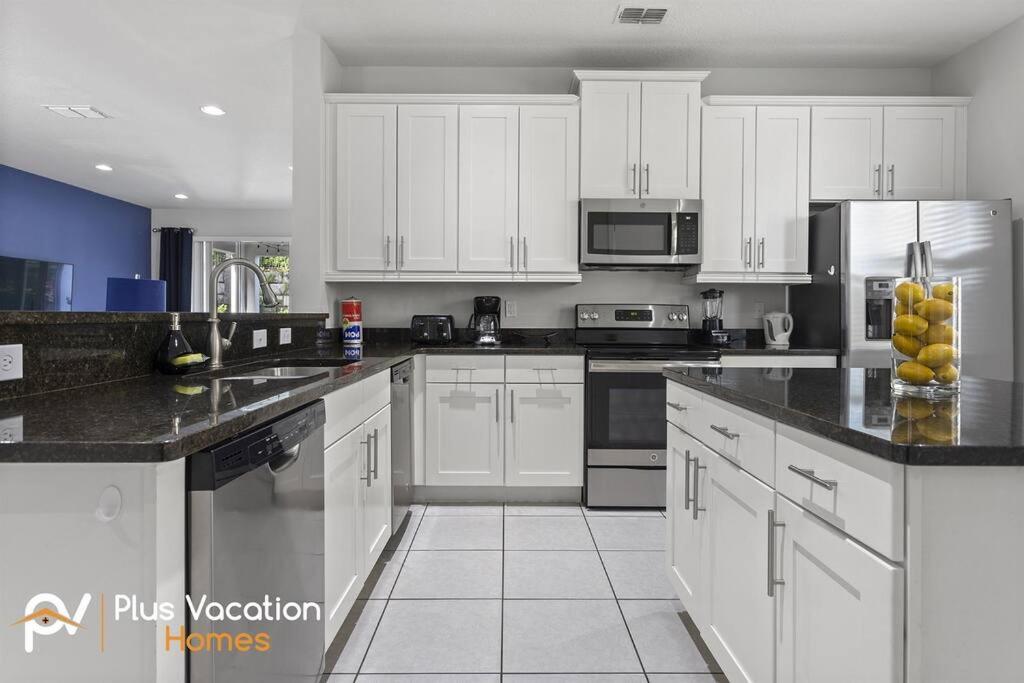 360 Villa - 7BD - Pool Theme Beds by Disney