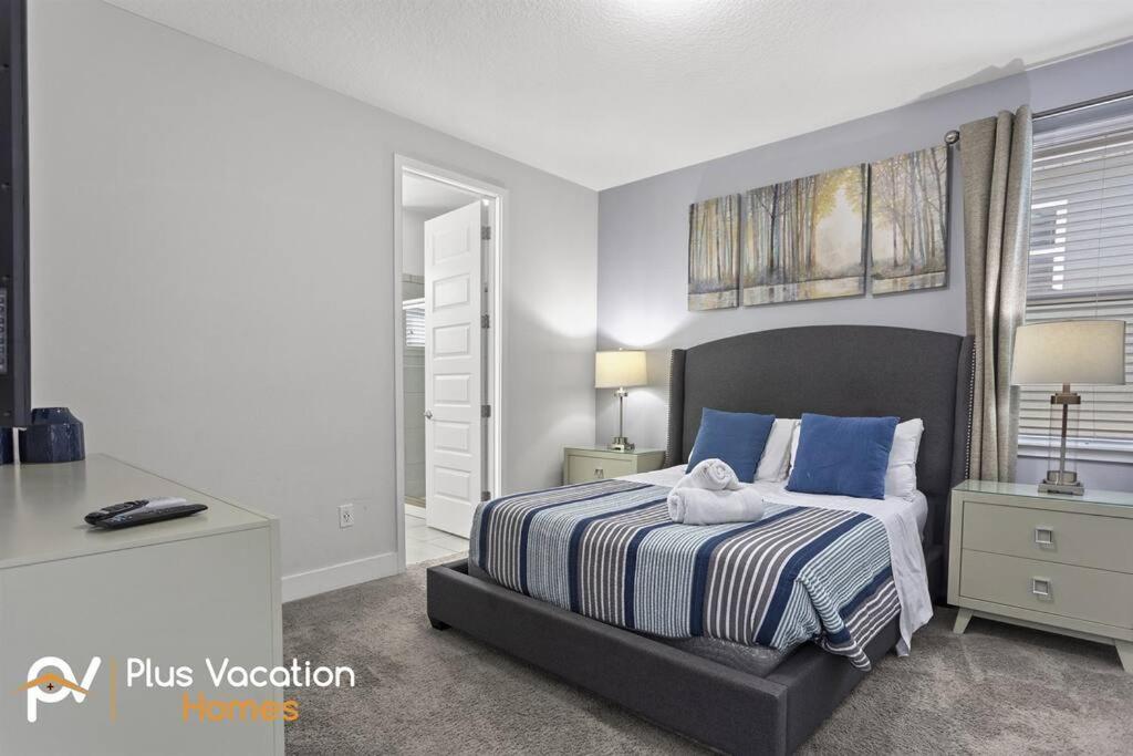 360 Villa - 7BD - Pool Theme Beds by Disney