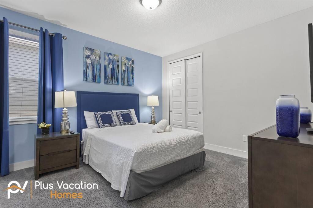 360 Villa - 7BD - Pool Theme Beds by Disney
