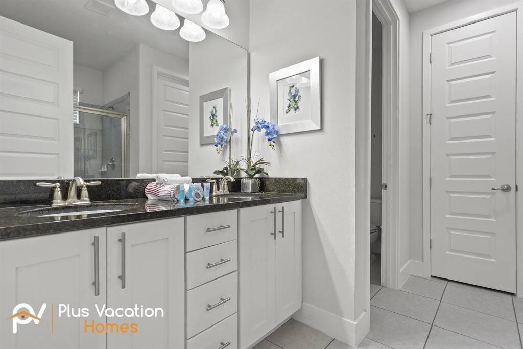 360 Villa - 7BD - Pool Theme Beds by Disney