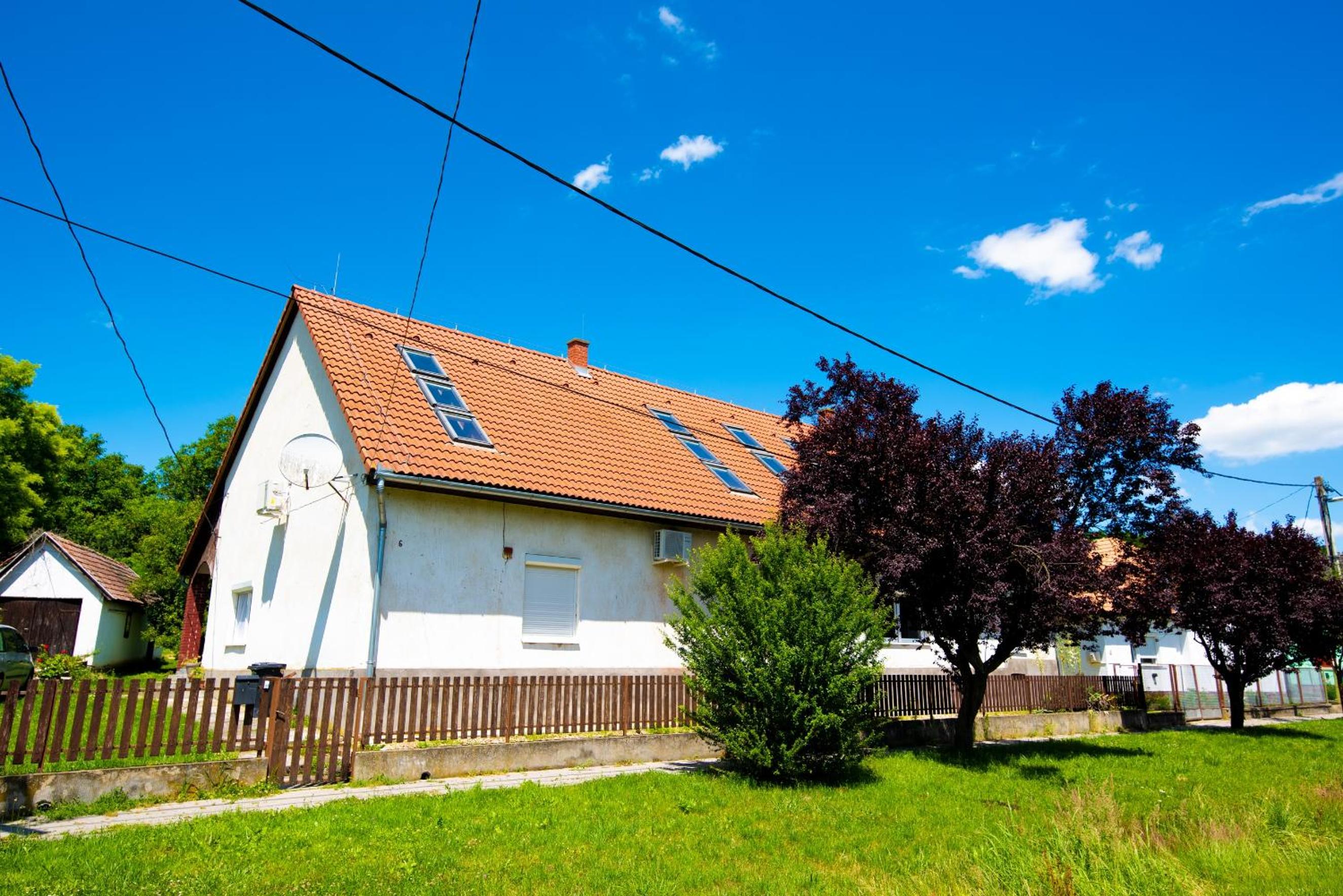 Garden Apartment Szolad - Balaton view 2