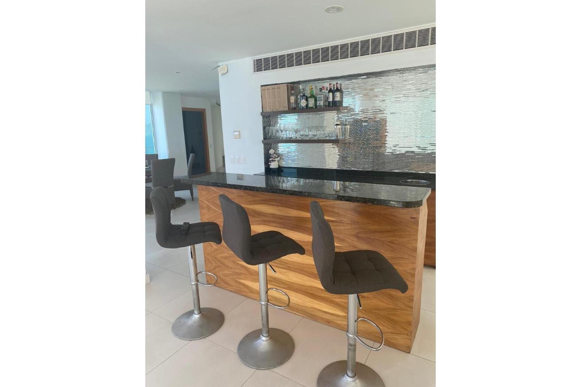 Beachfront Penthouse With Private Pool!!! - Property Image 47