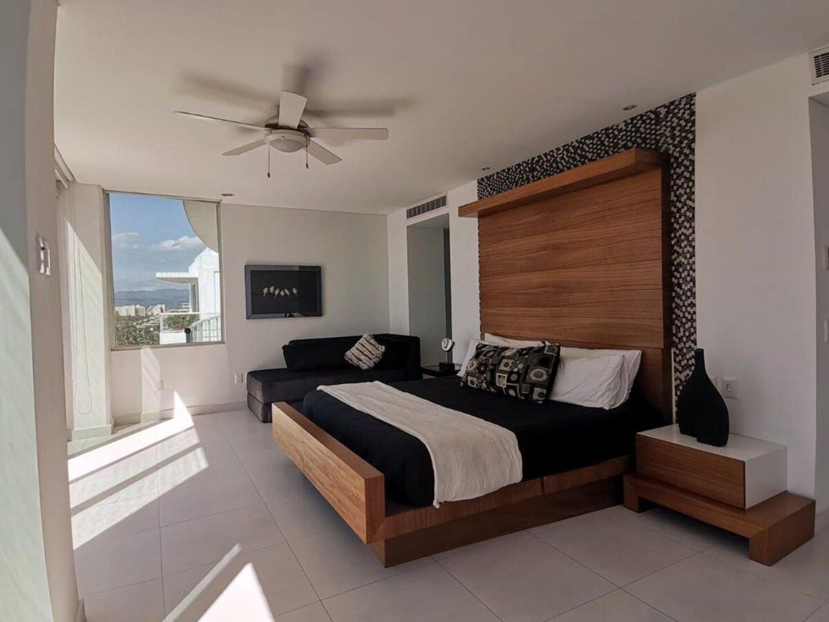 Beachfront Penthouse With Private Pool!!! - Property Image 57