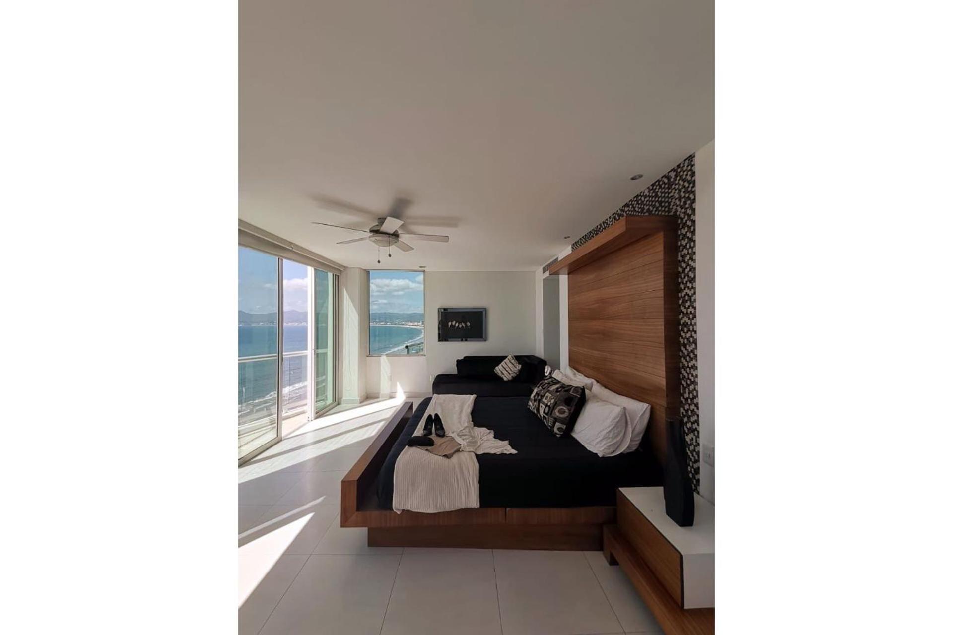 Beachfront Penthouse With Private Pool!!! - Property Image 58