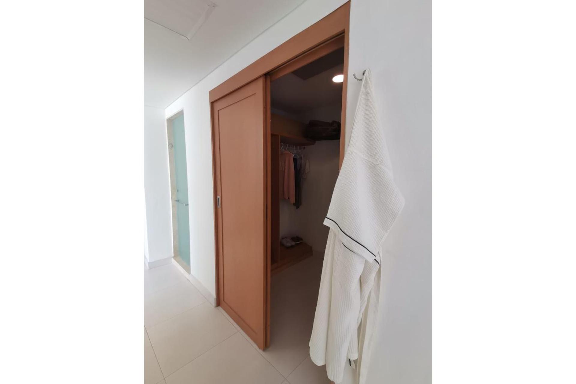 Beachfront Penthouse With Private Pool!!! - Property Image 10