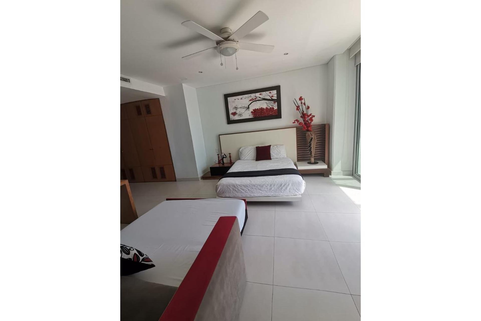 Beachfront Penthouse With Private Pool!!! - Property Image 11