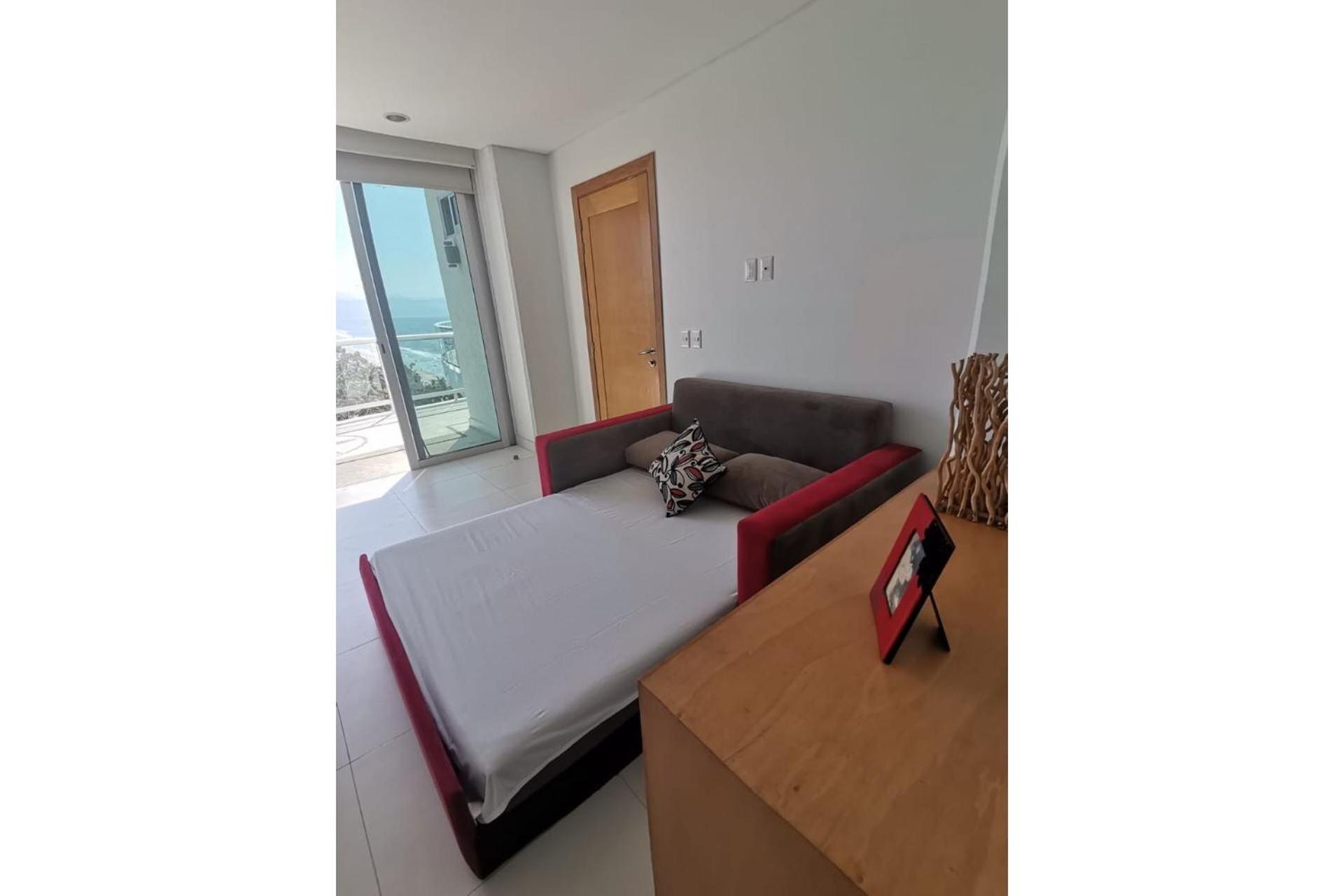 Beachfront Penthouse With Private Pool!!! - Property Image 13