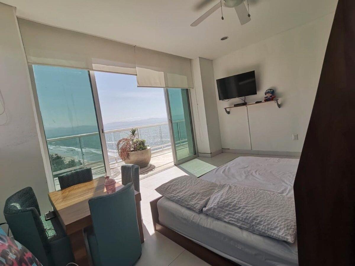 Beachfront Penthouse With Private Pool!!! - Property Image 1