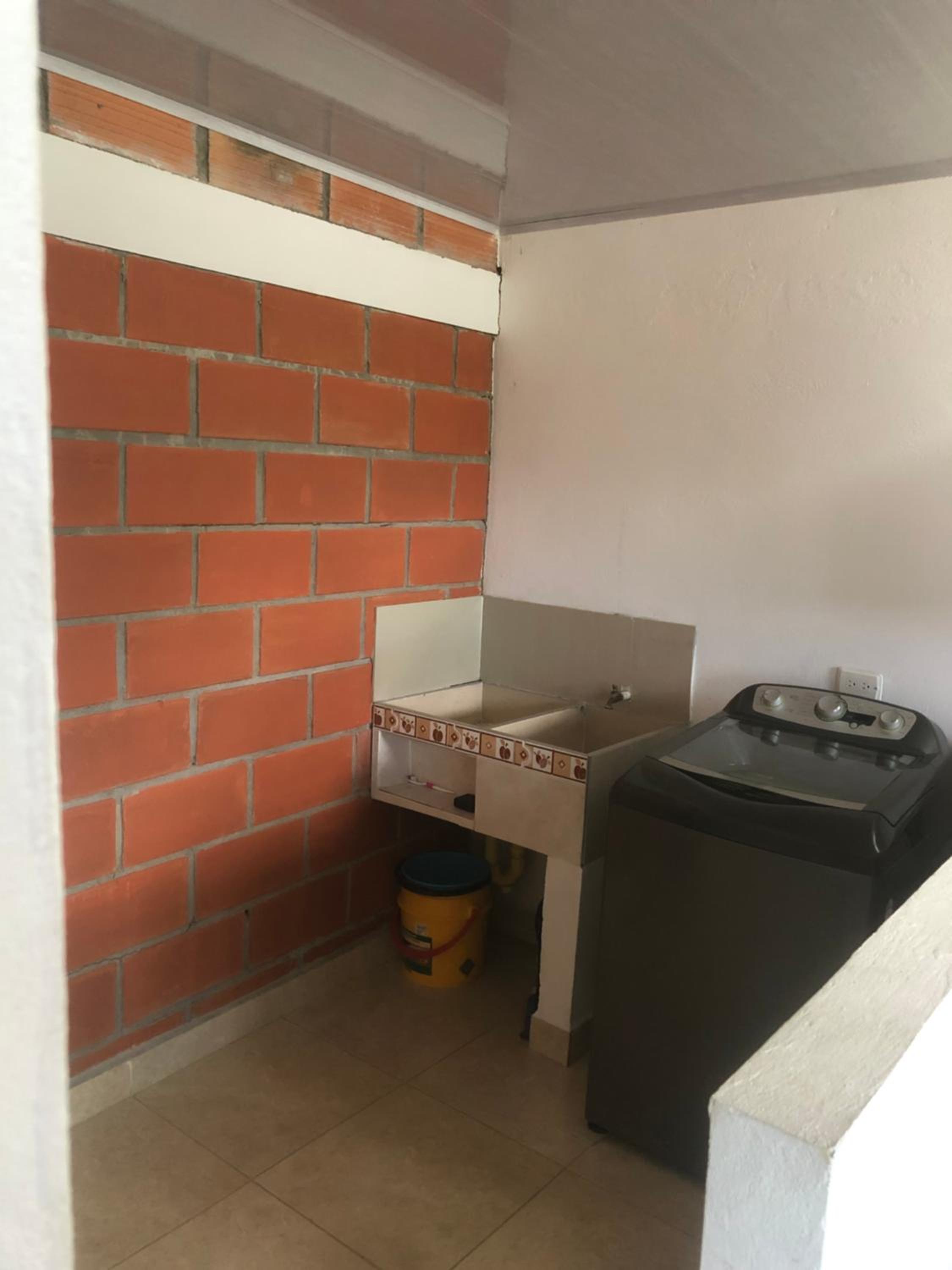 CASA EN DORADAL