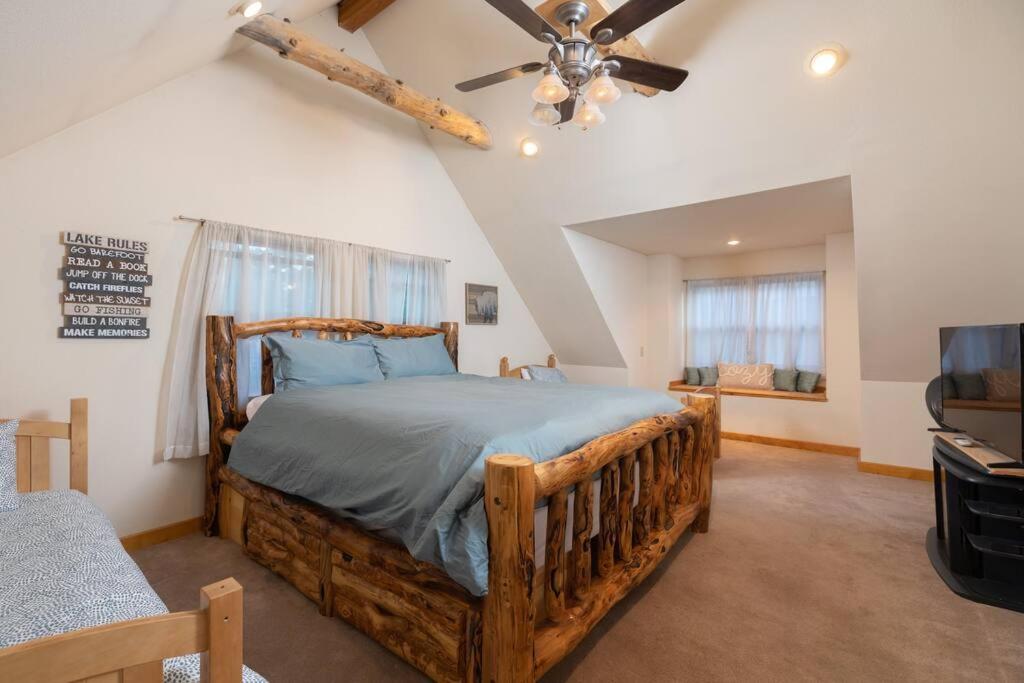 High Altitude Hideaway With Jacuzzi & Game Room view 3