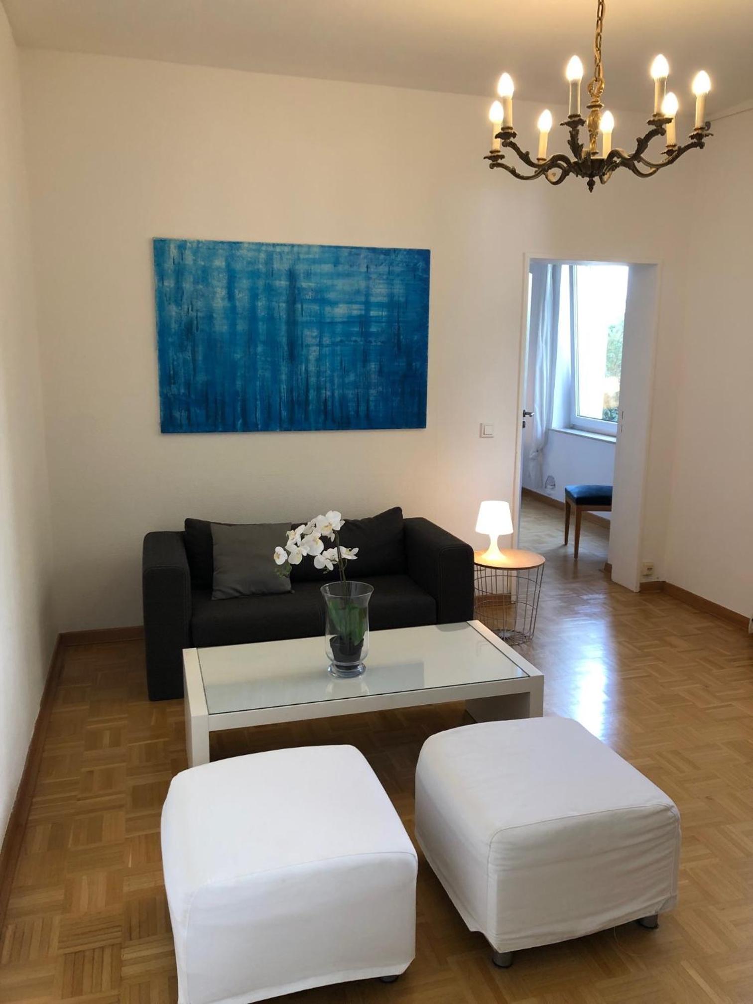 studio b - Sunny City Business Apartment with roof-top terrace for 2-4 guests