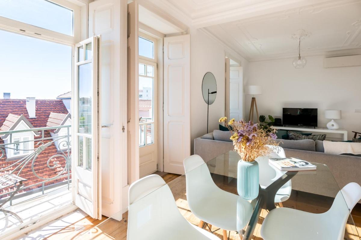 Lisbon Apartment Near Rato Square view 5