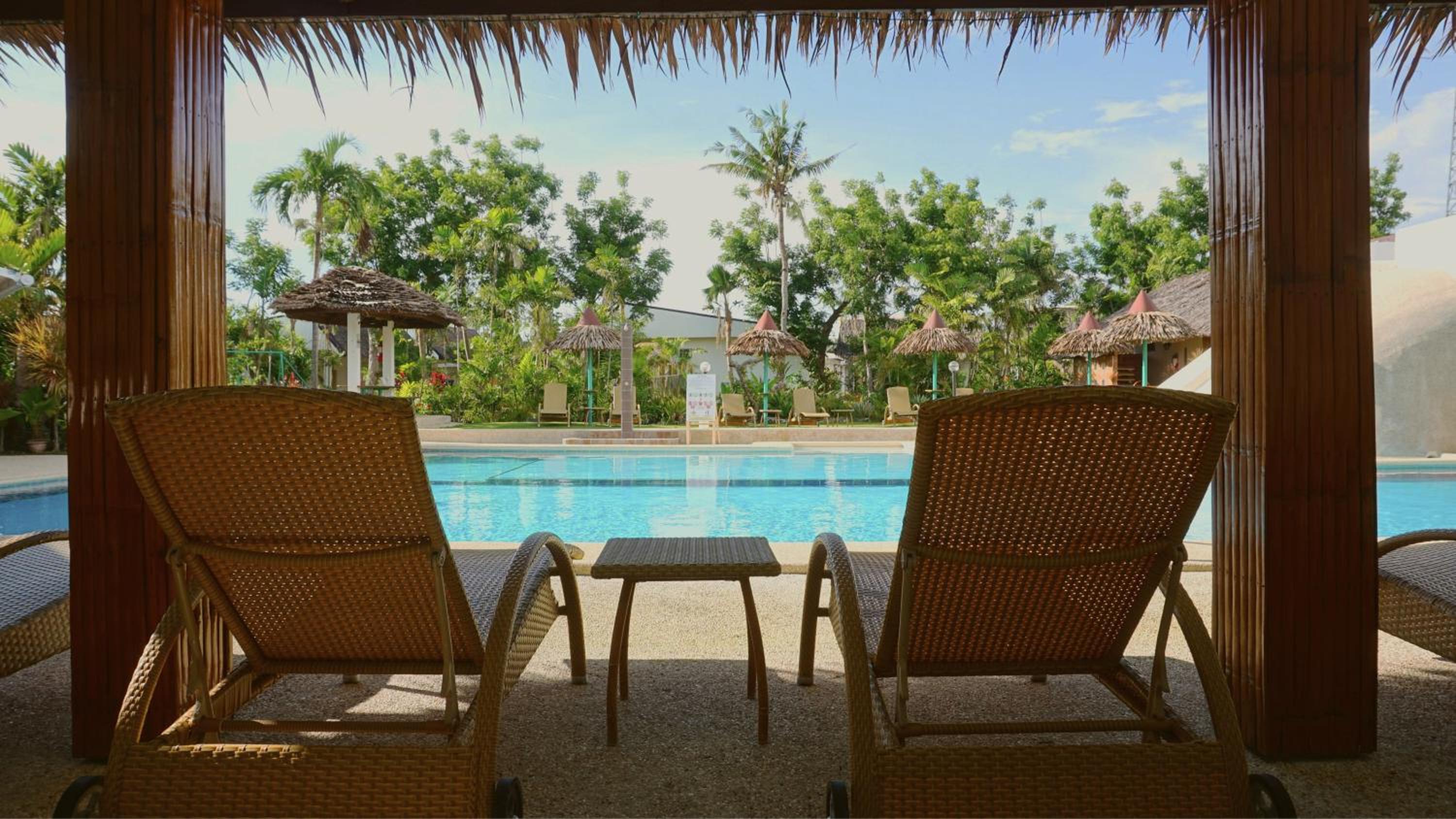 Marcosas Cottages Resort