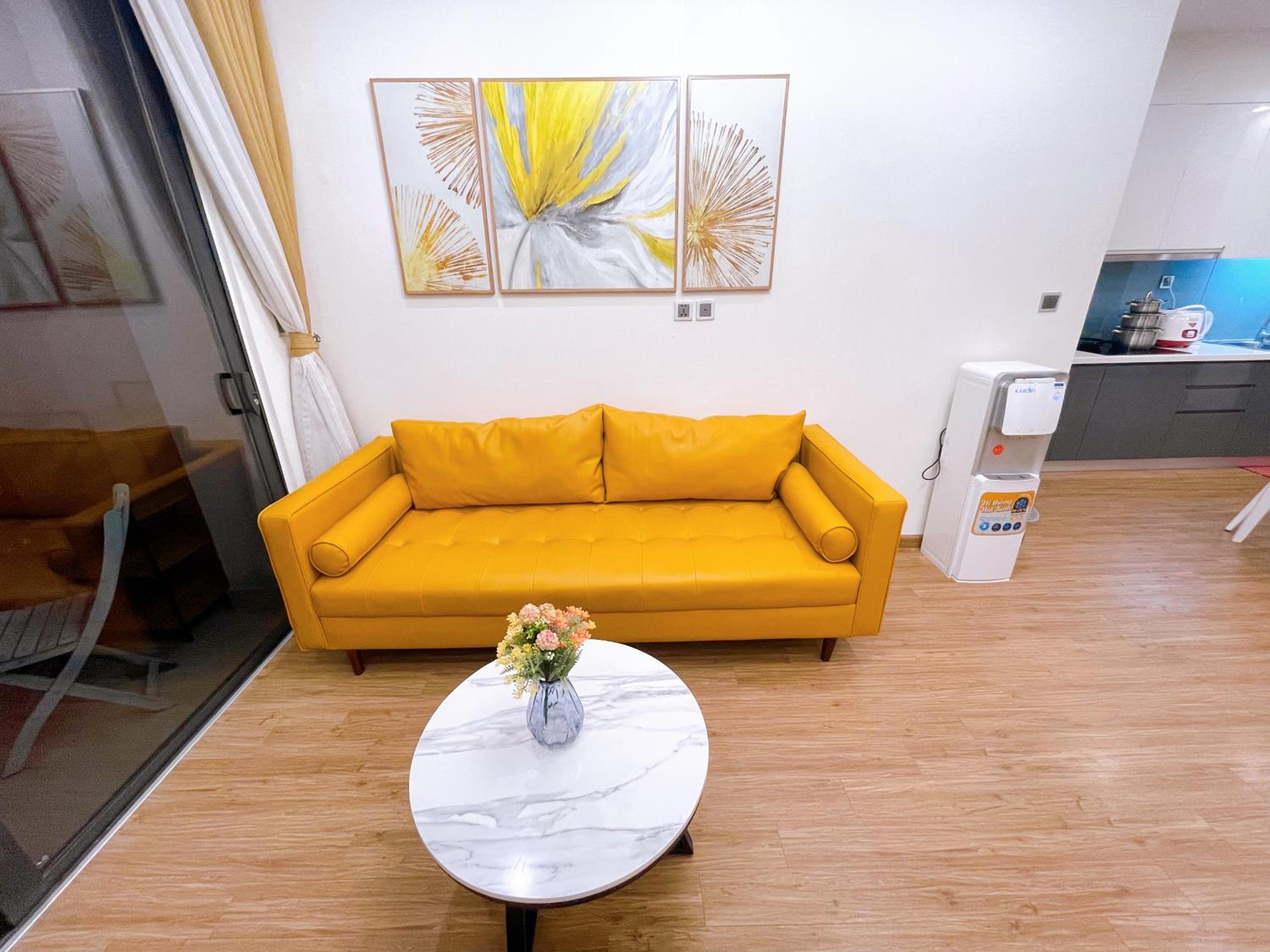 LUXURY APARTMENT VINHOME METROPOLIS next LOTTE Center,Japan Embassy