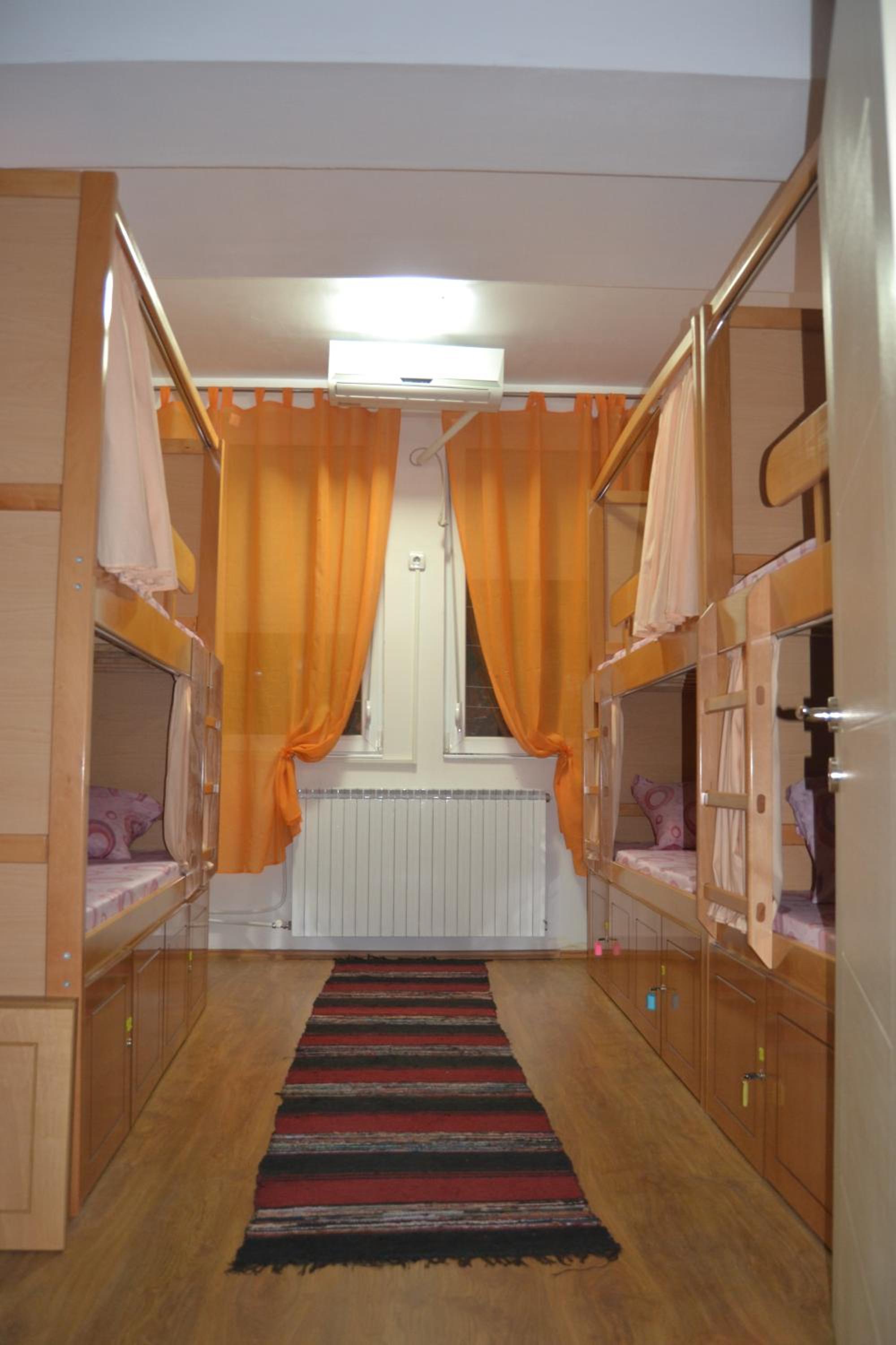Hostel Valentin 2