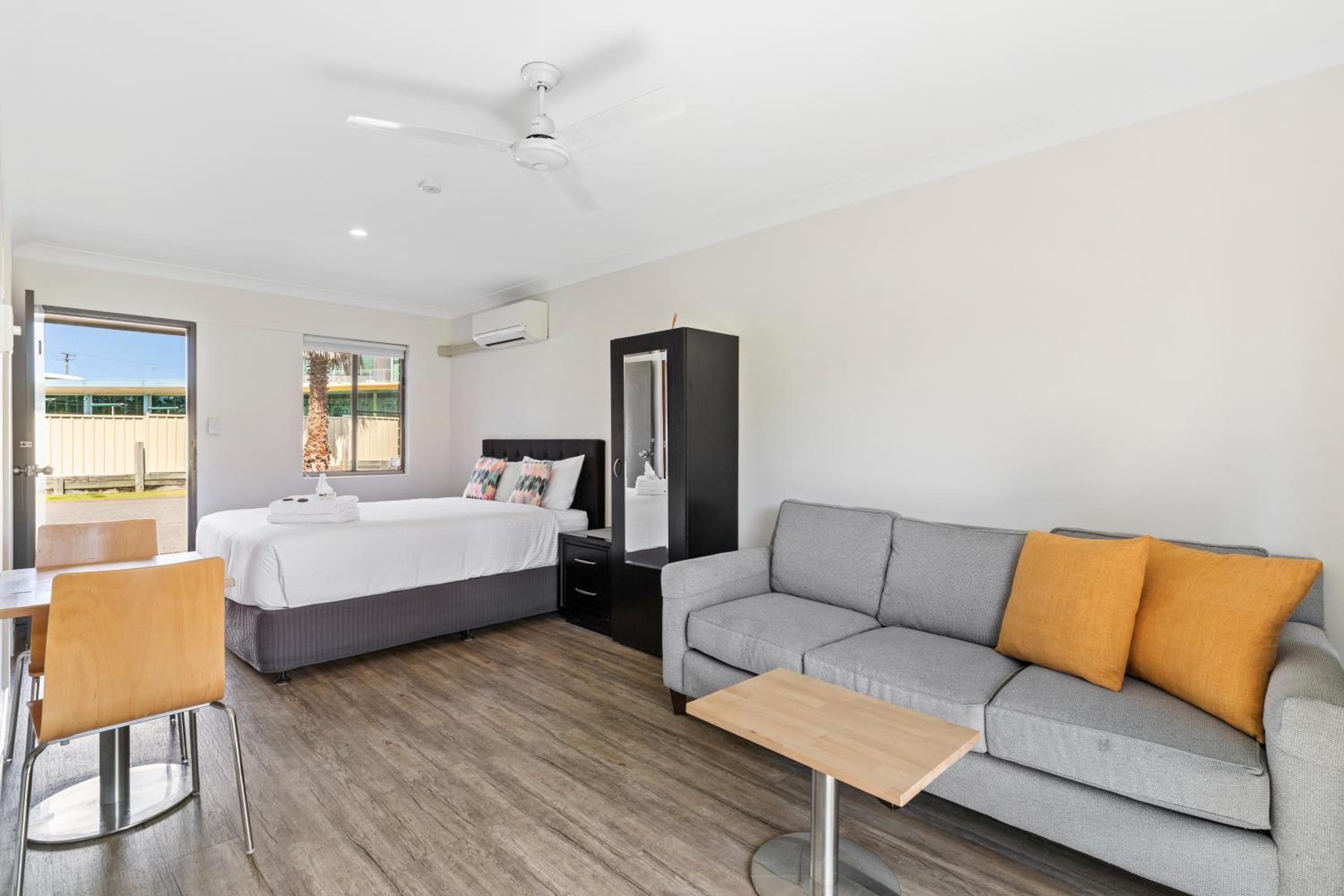 Lemon Tree Passage Motel