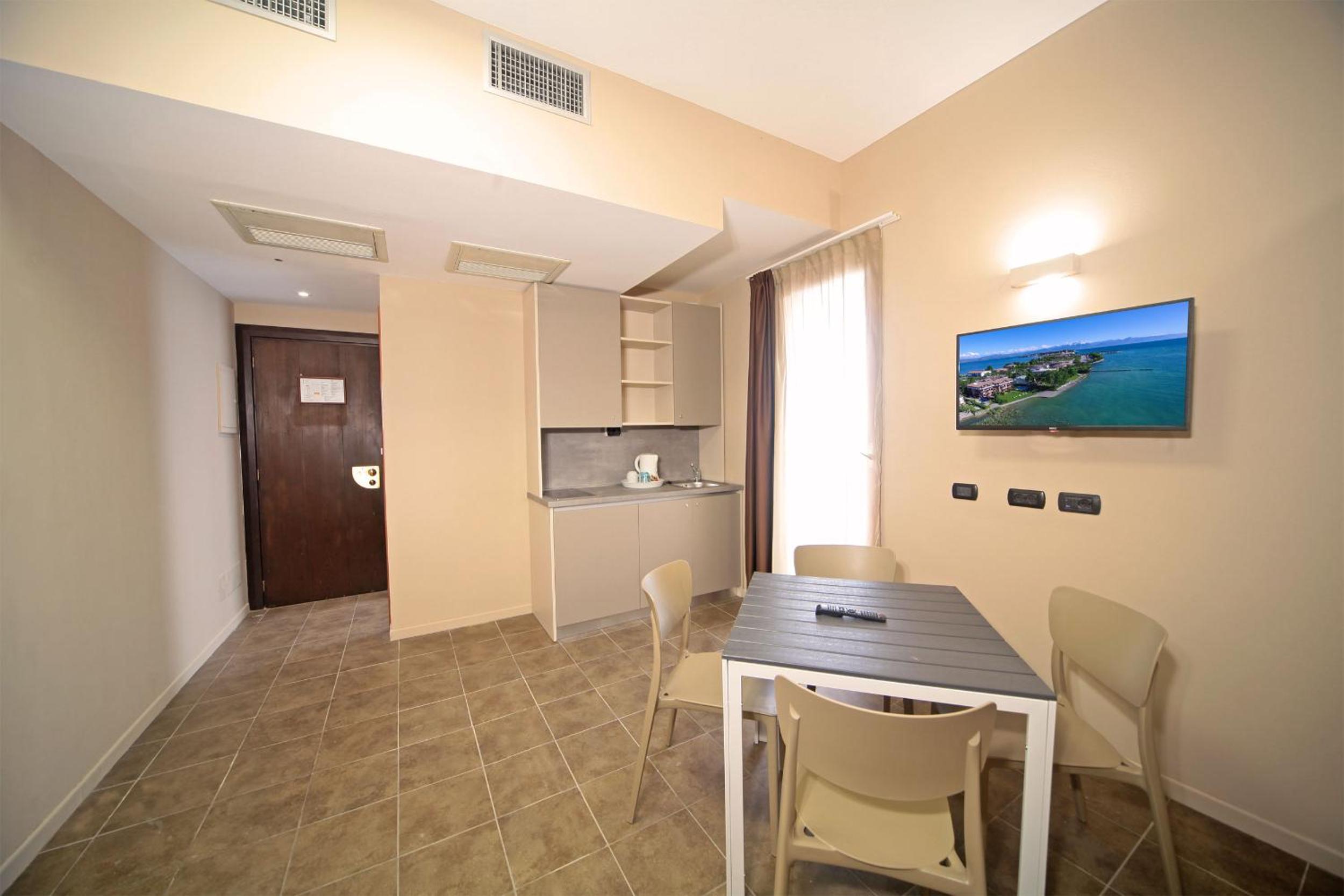 Smeraldo apartments