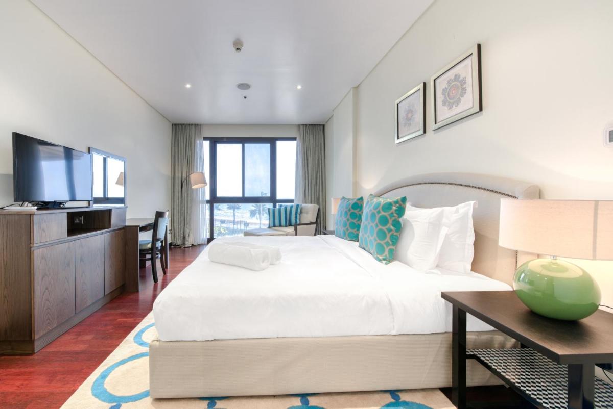 Stunning 2BR at Royal Amwaj Residences North Palm Jumeirah by Deluxe Holiday Homes