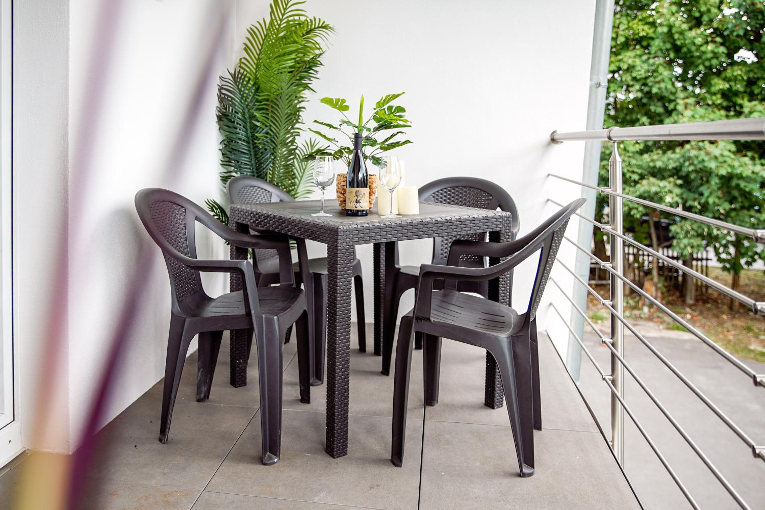balance & terrace