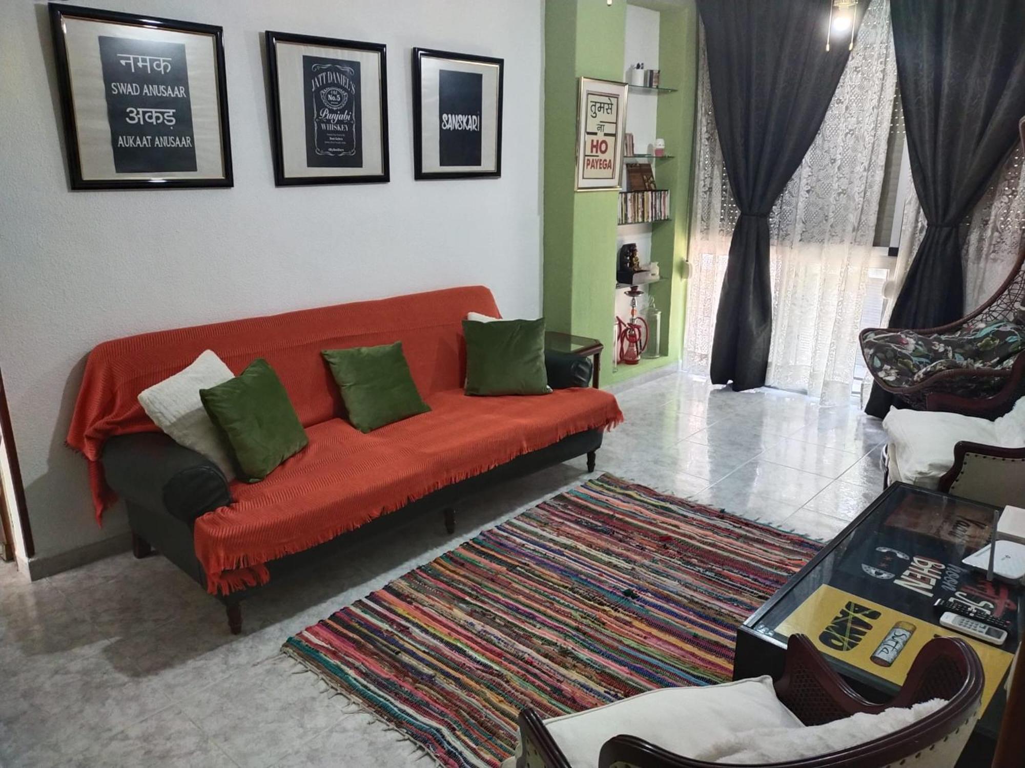 An Indian Bollywood Sevilla Experience - for families, couples & business trips view 3