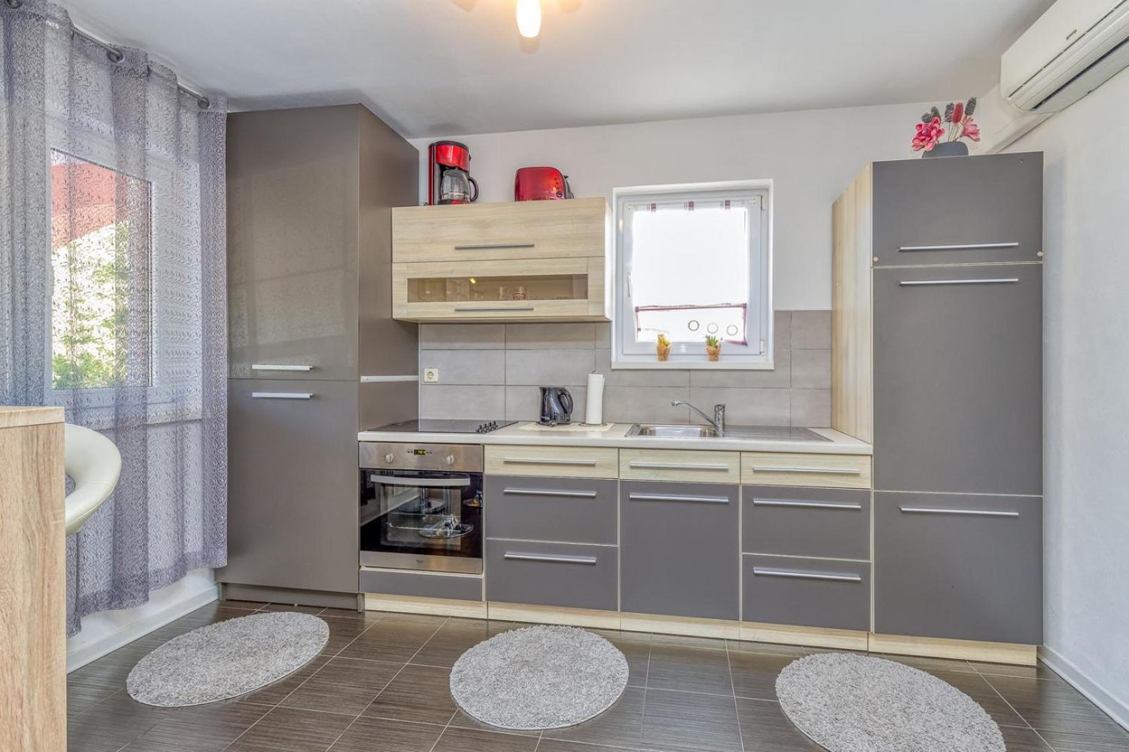 Apartments Kardumovic - Property Image 13