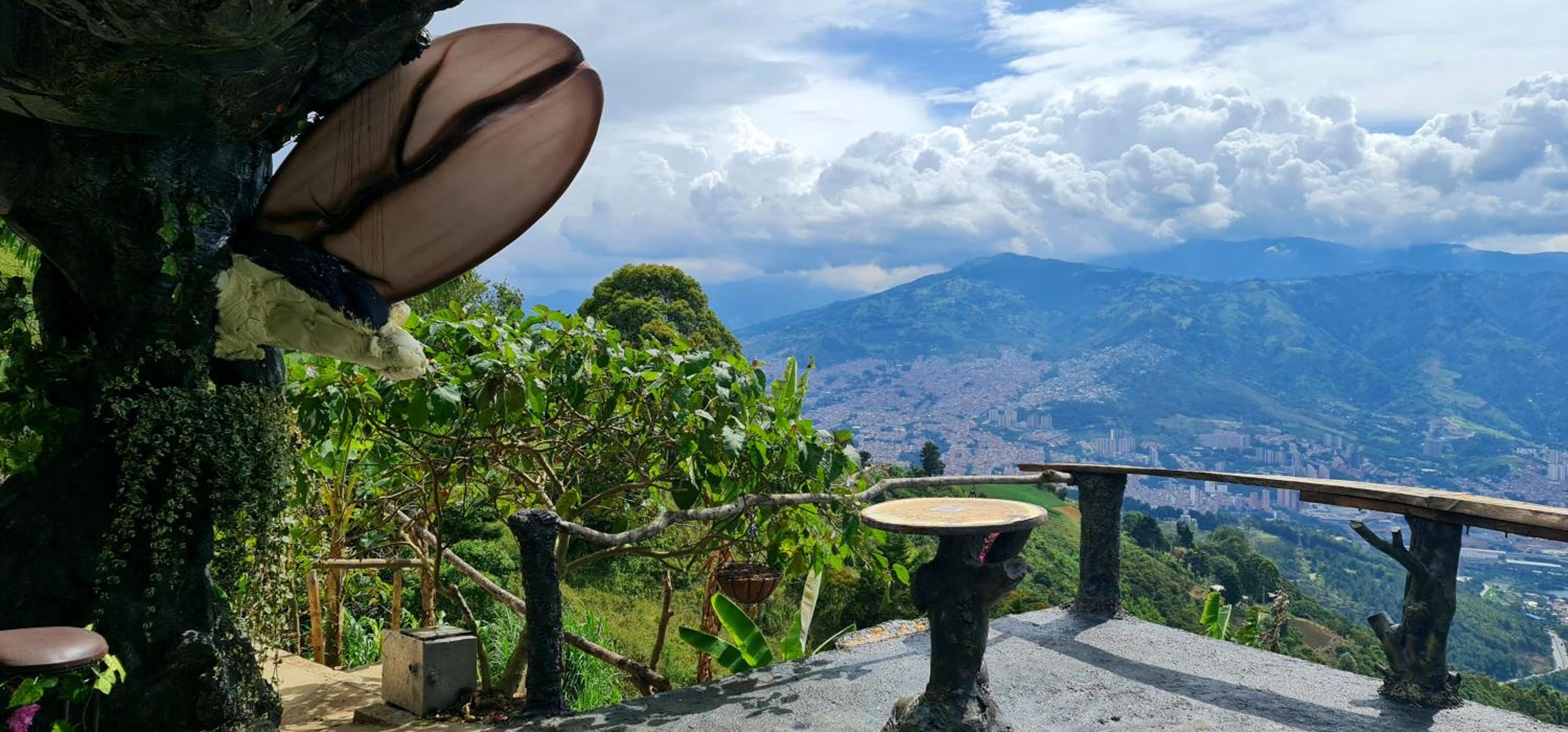 Glamping Spa & Coffee Tour view 5