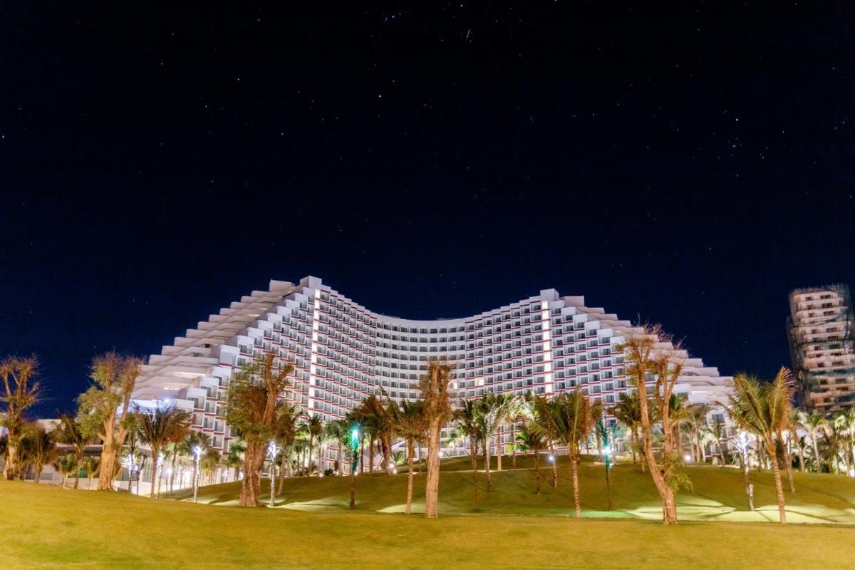 hotel building