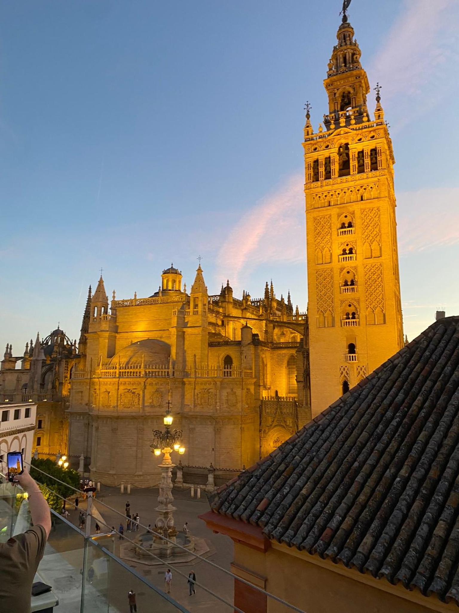 An Indian Bollywood Sevilla Experience - for families, couples & business trips view 2