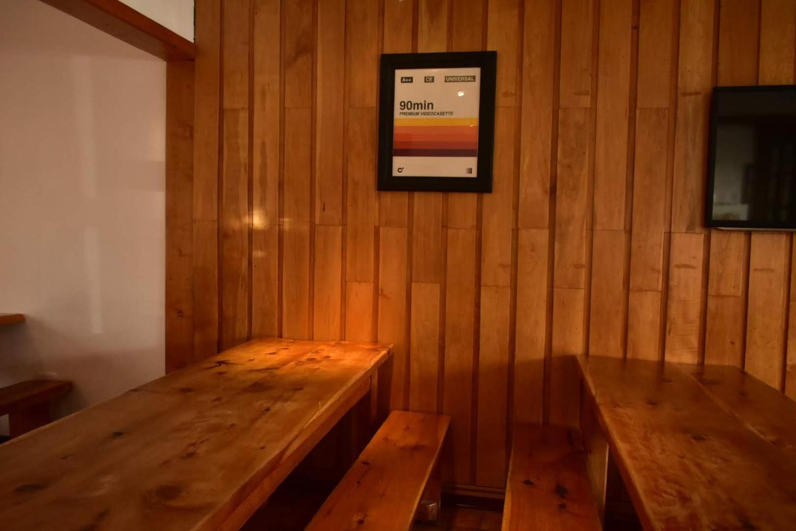 Cinerama Hostel